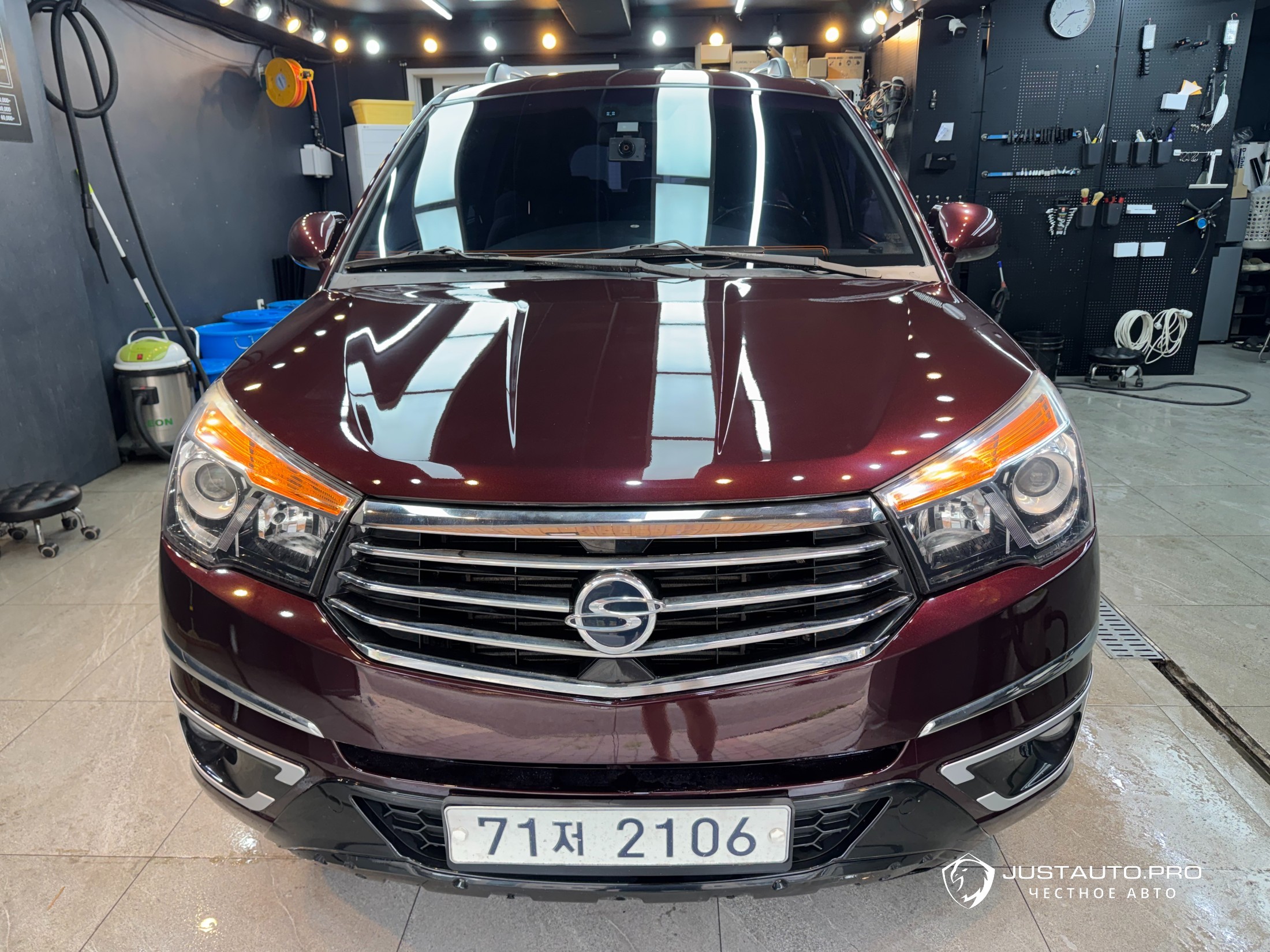 Автомобиль KG_Mobility_Ssangyong KORANDO