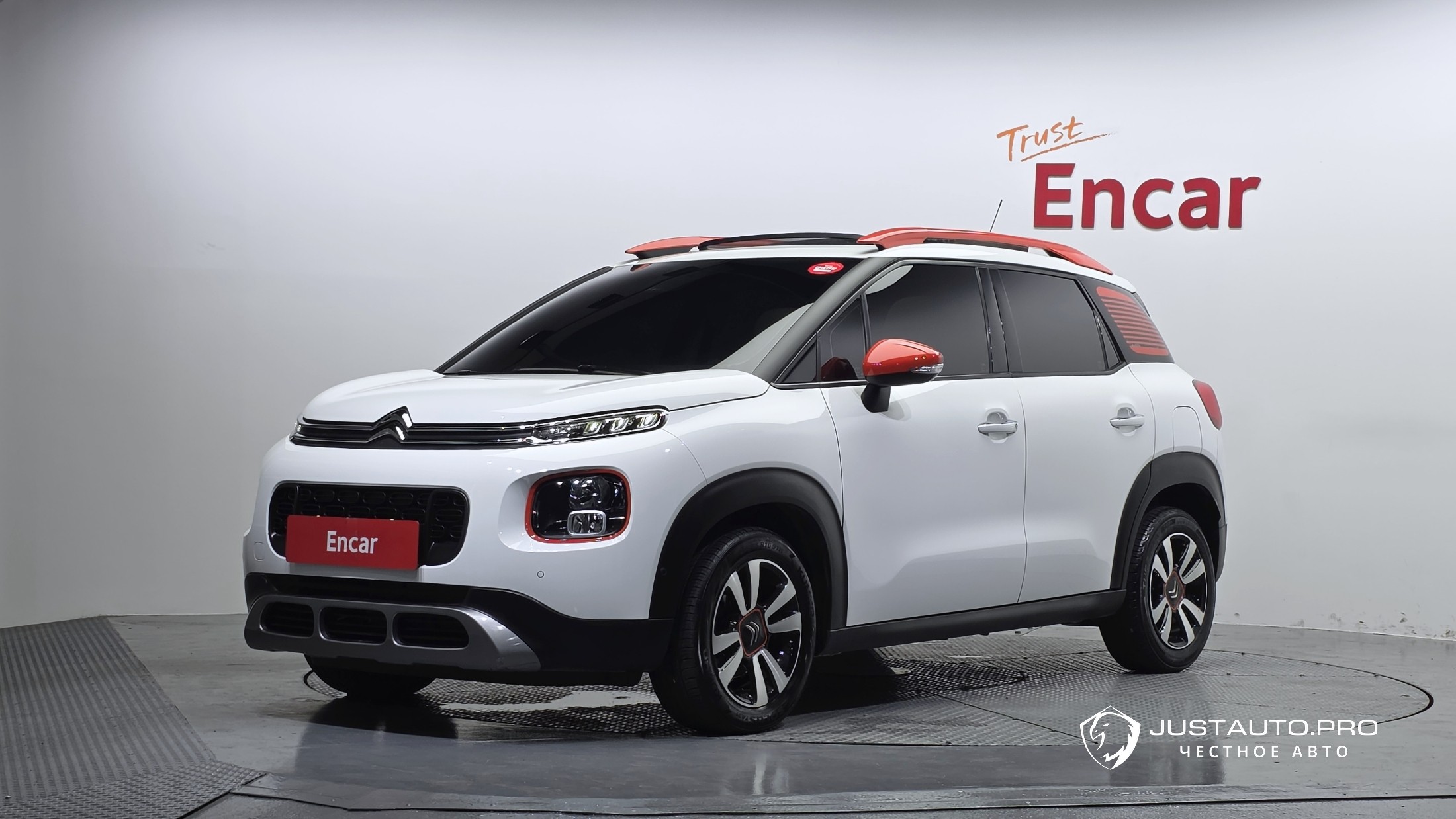 Автомобиль Citroen-DS C3 Aircross