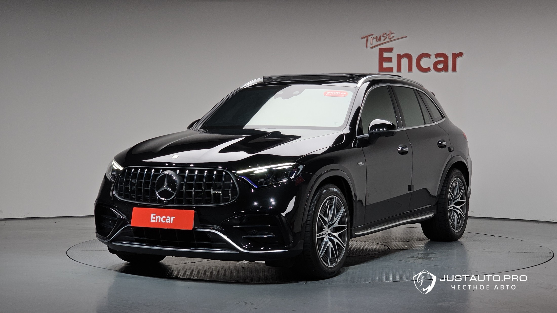 Автомобиль Mercedes-Benz GLC-Class