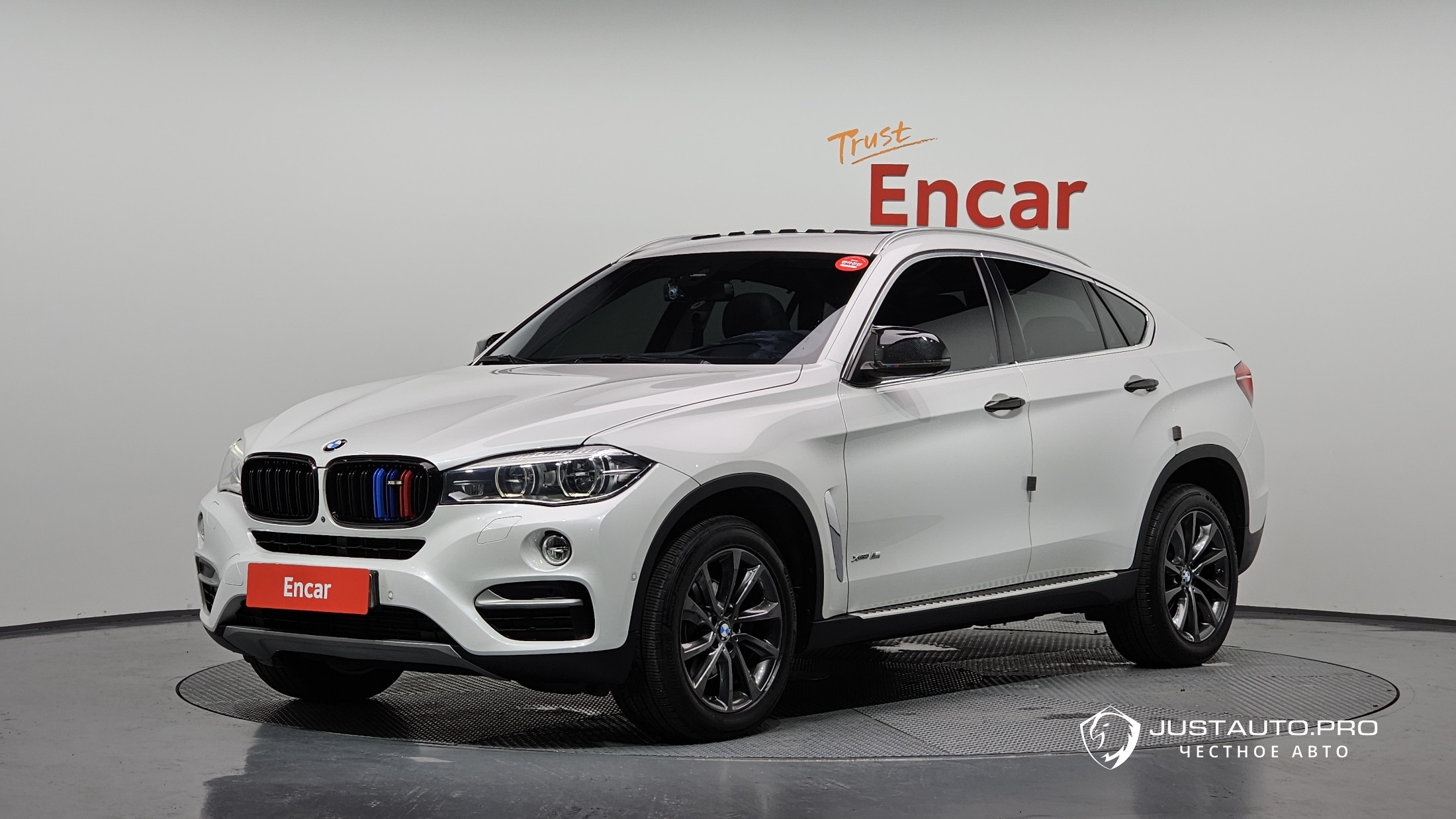 Автомобиль BMW X6