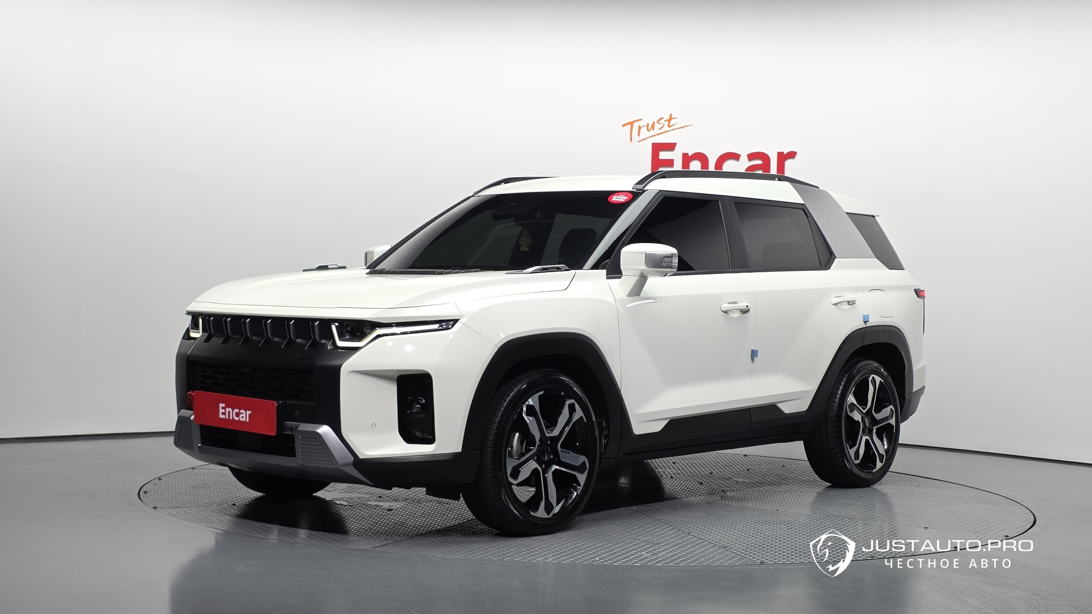 Автомобиль KG_Mobility_Ssangyong Torres