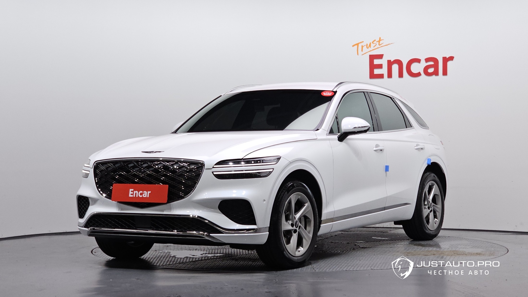 Автомобиль Genesis GV70