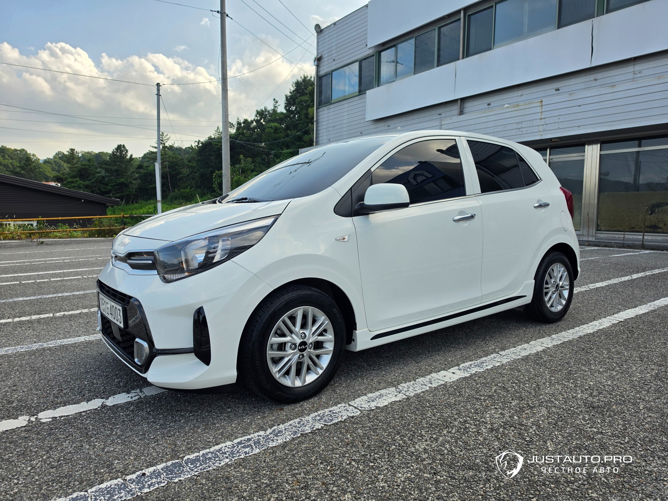 Автомобиль Kia morning