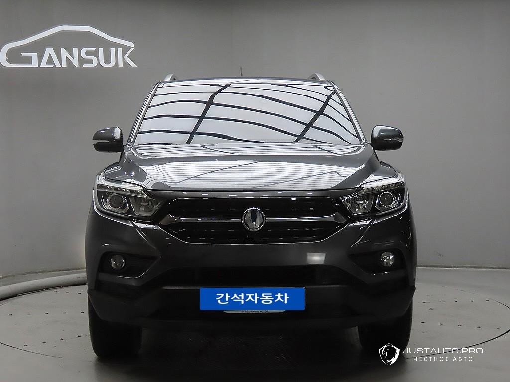 Автомобиль KG_Mobility_Ssangyong Rexton
