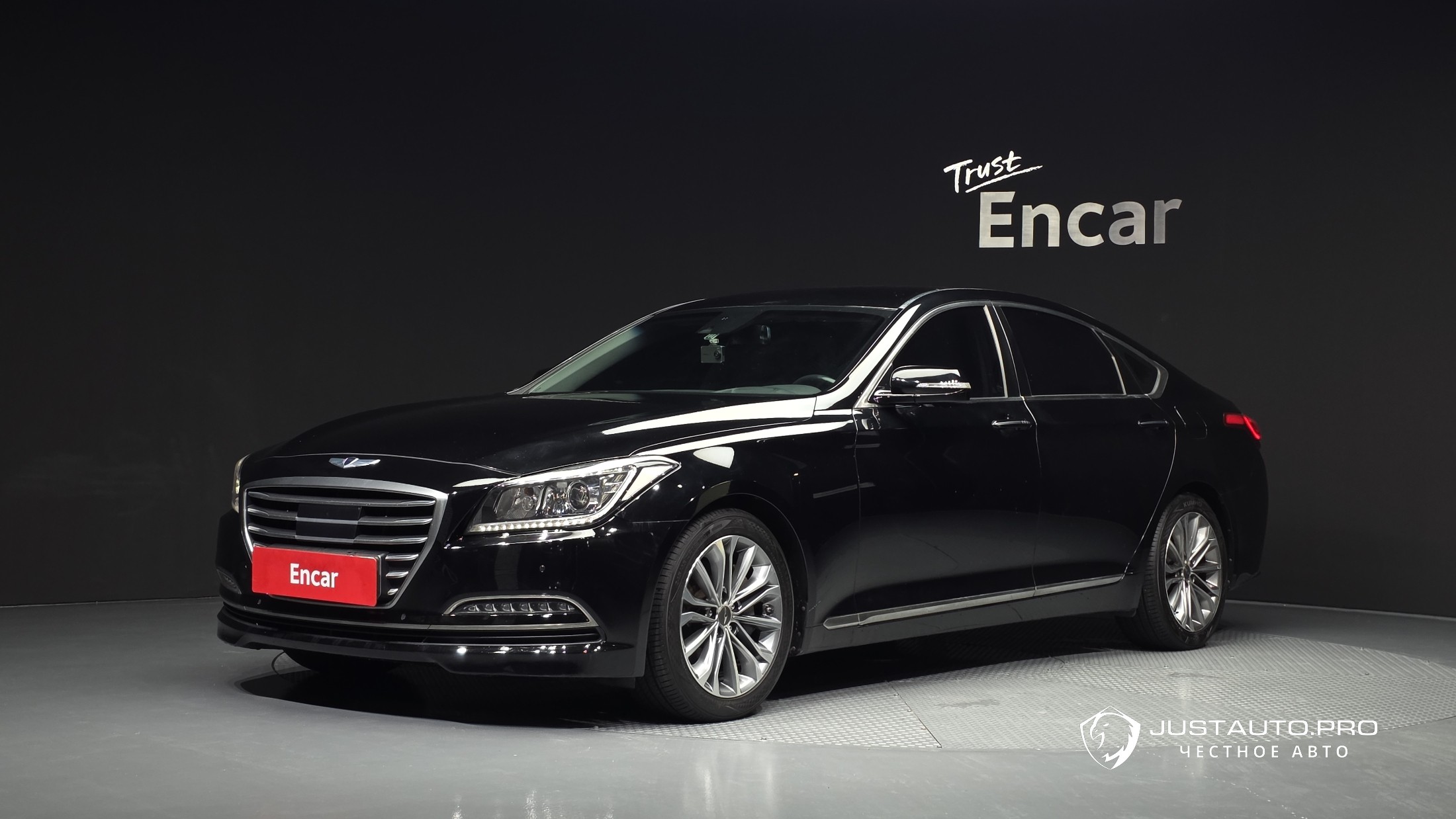Автомобиль Hyundai Genesis