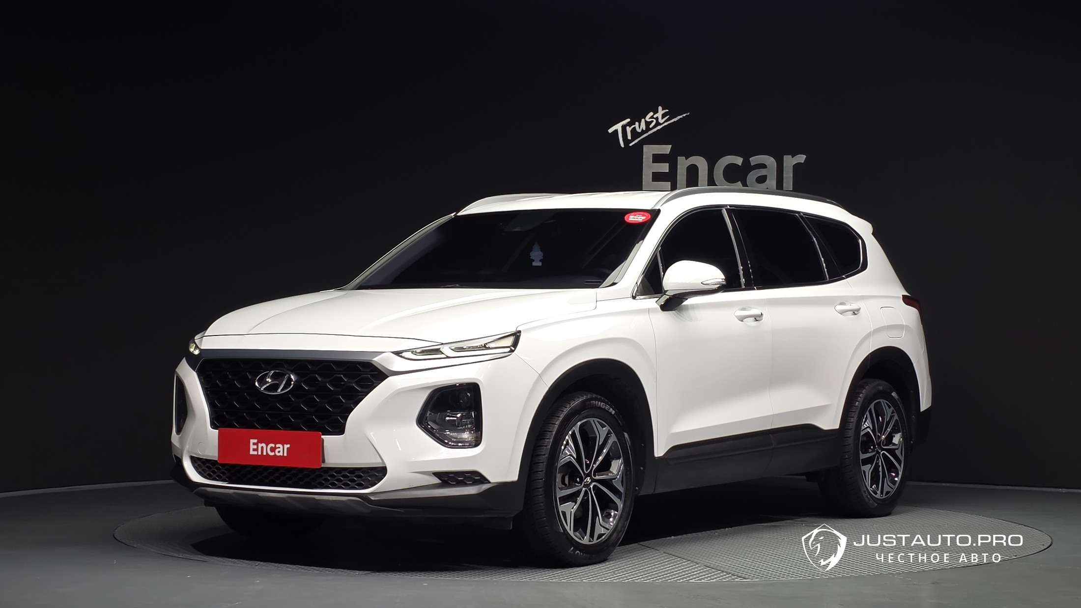 Автомобиль Hyundai Santafe