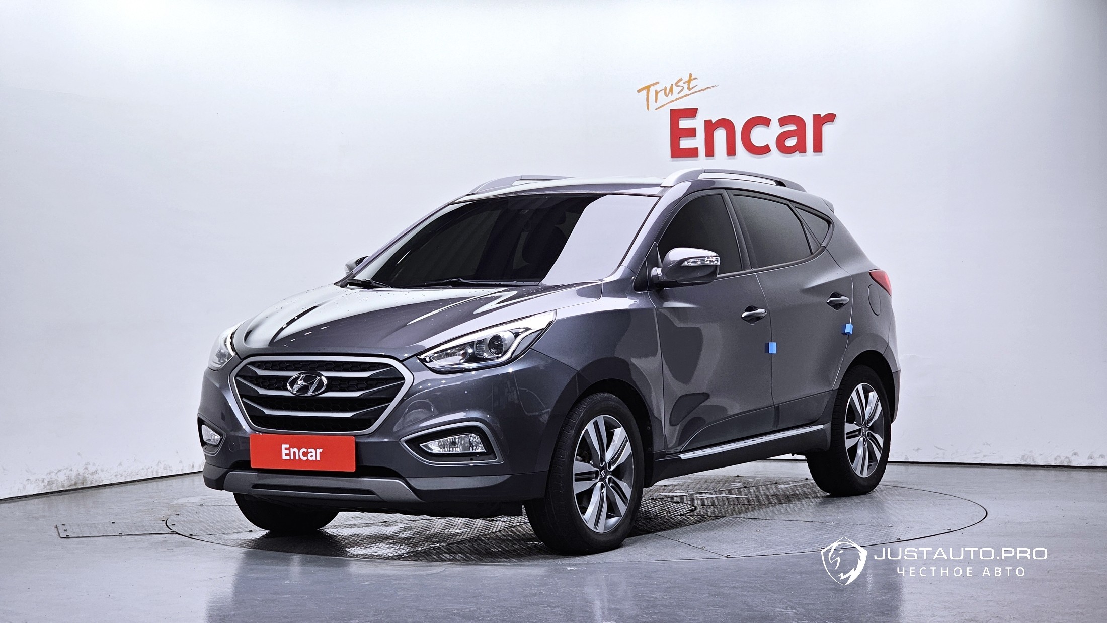 Автомобиль Hyundai Tucson