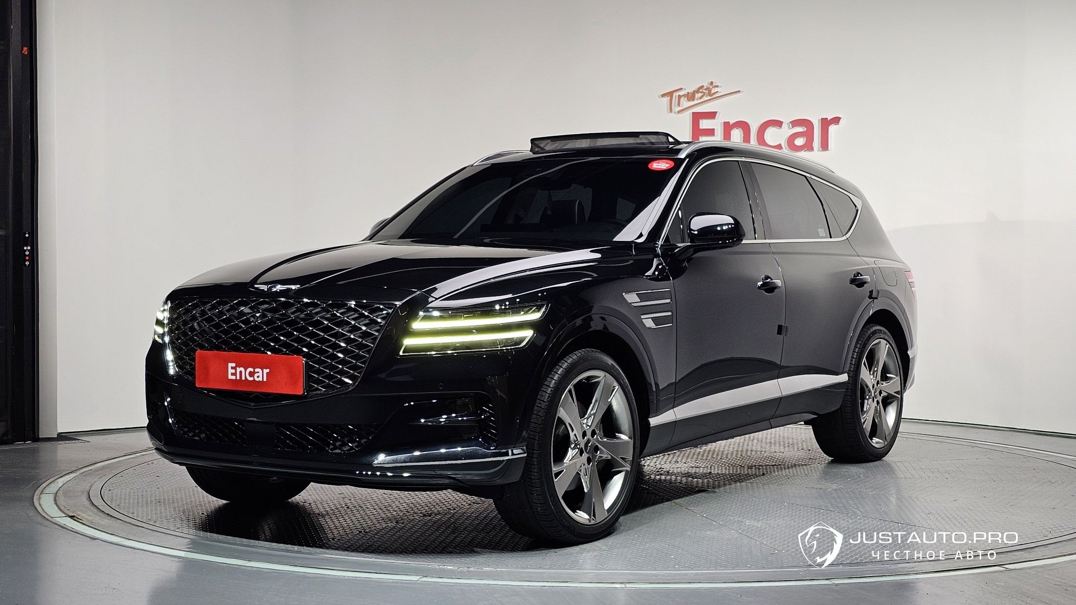 Автомобиль Genesis GV80