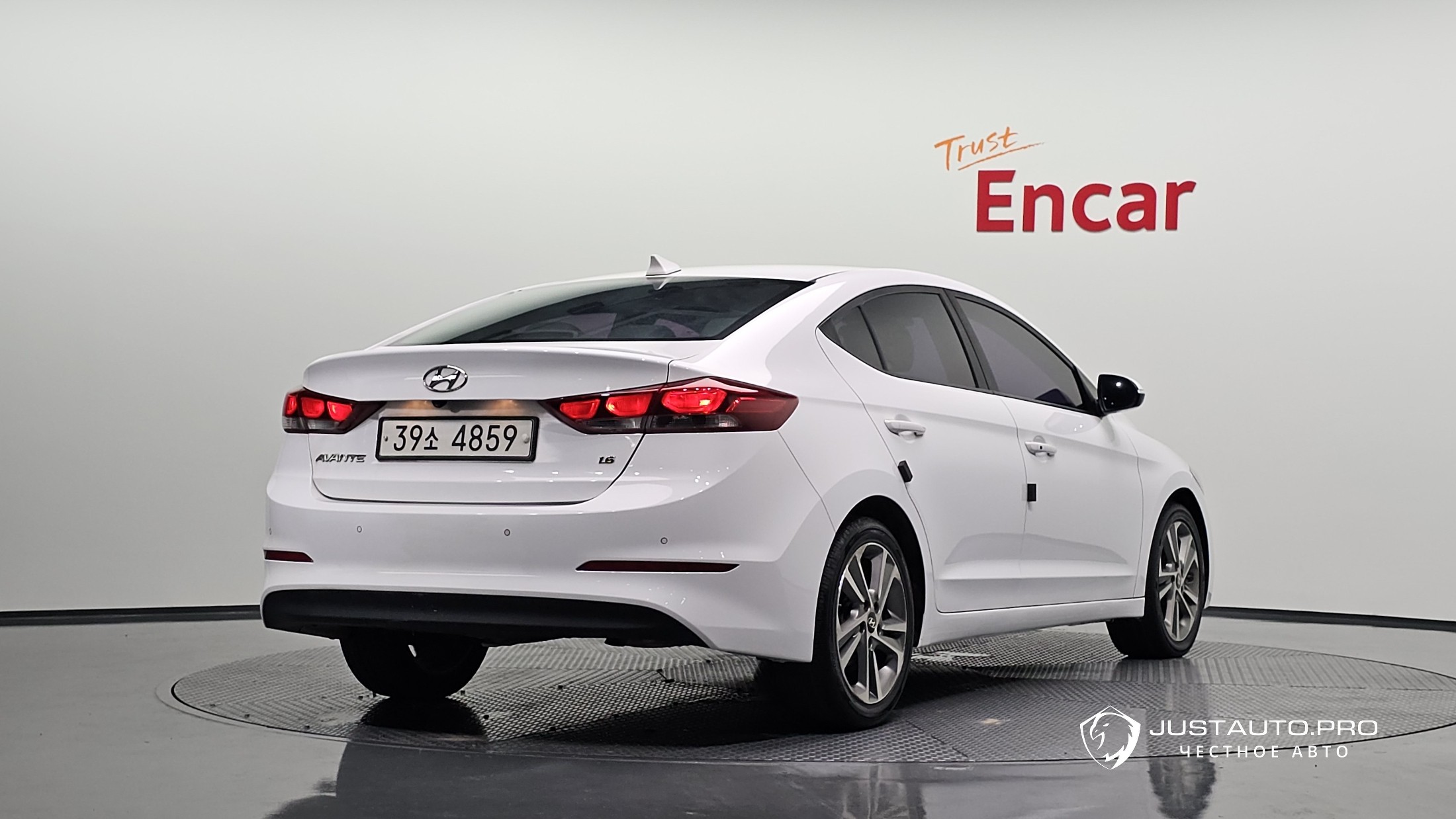 Автомобиль Hyundai AVANTE