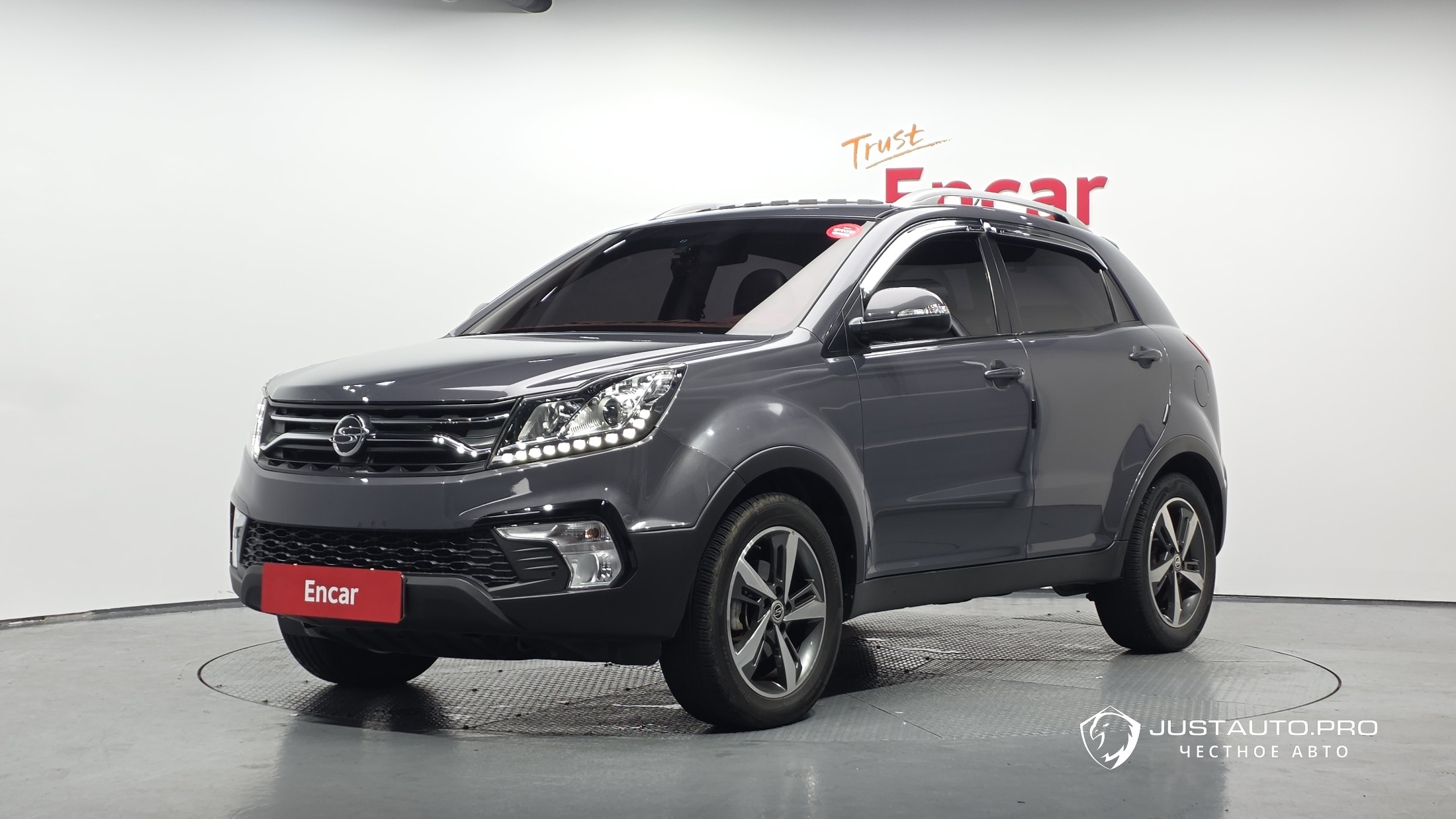 Автомобиль KG_Mobility_Ssangyong KORANDO