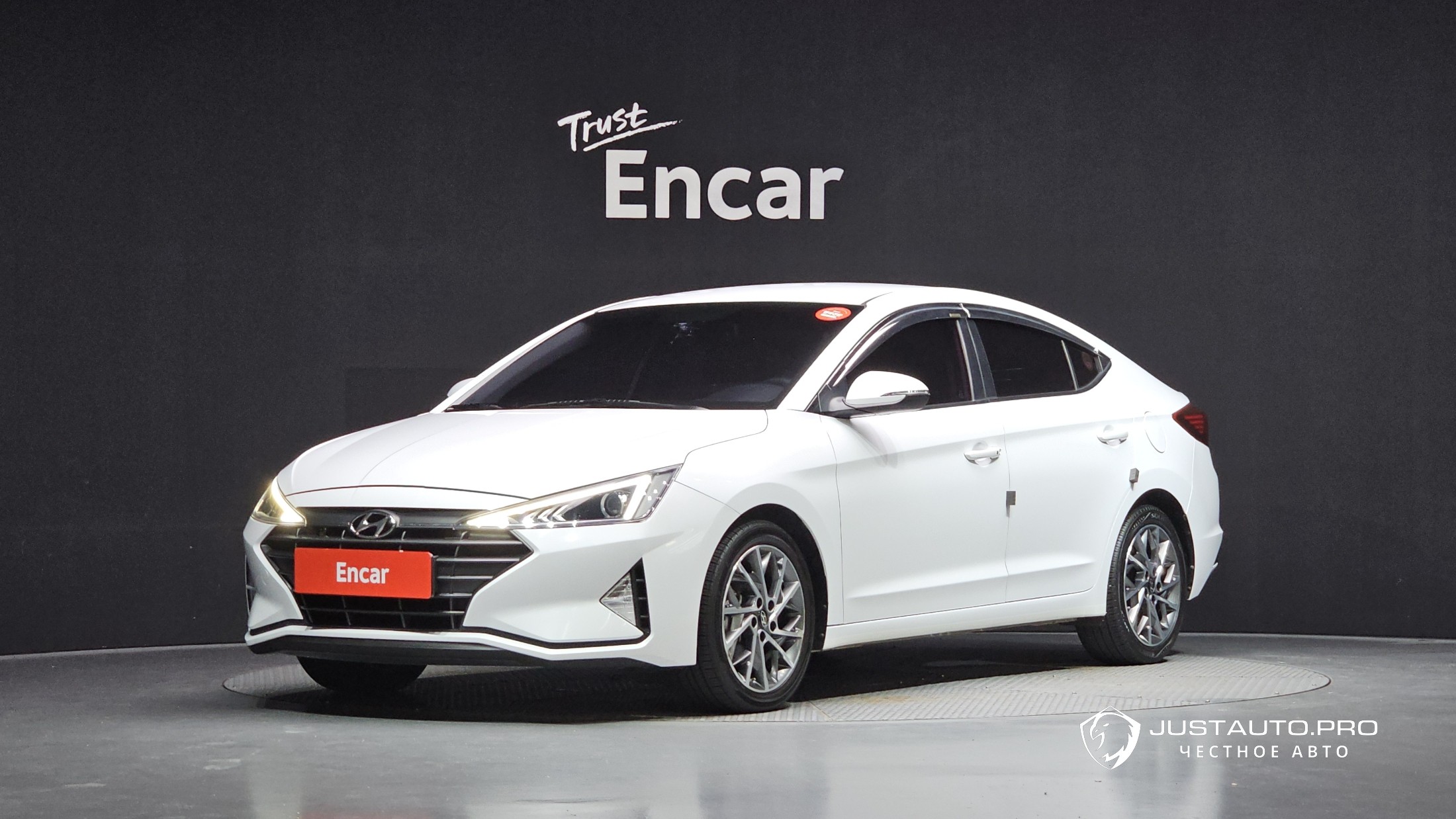 Автомобиль Hyundai AVANTE