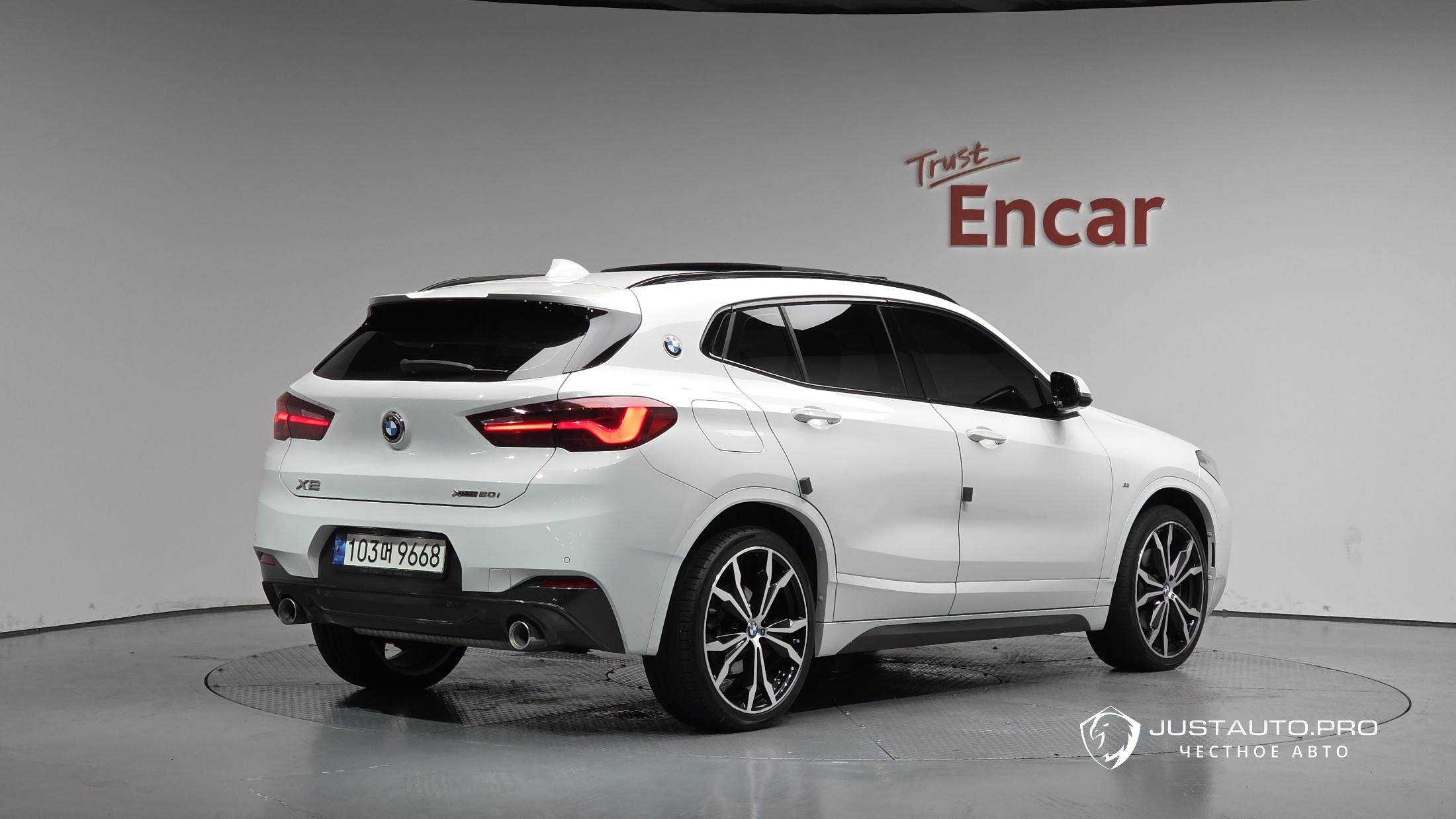 Автомобиль BMW X2 (F39)