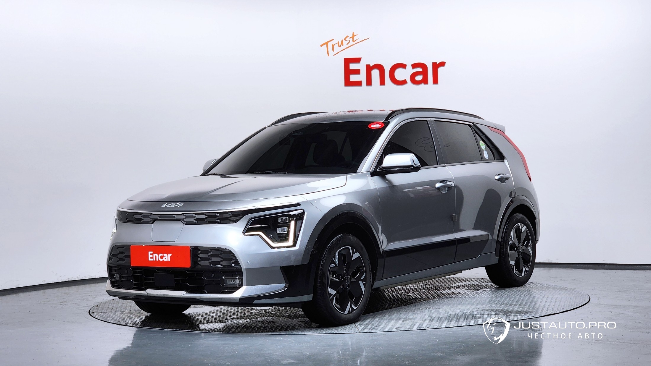 Автомобиль Kia Niro