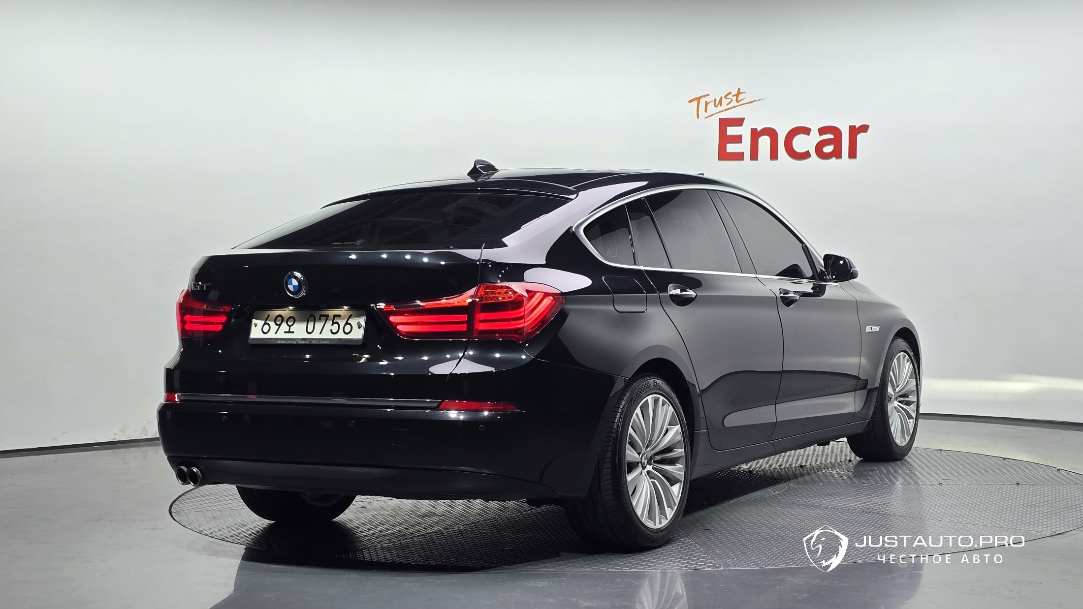 Автомобиль BMW Gran Turismo