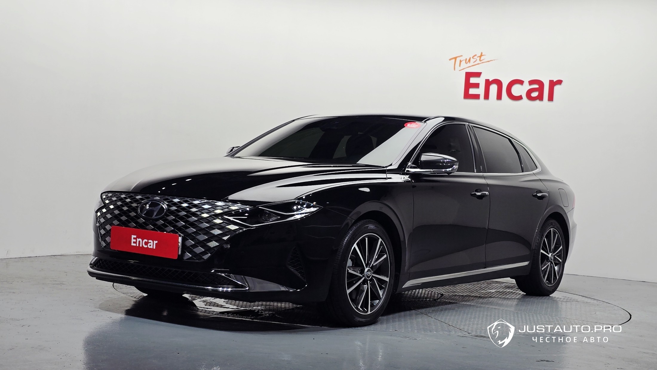 Автомобиль Hyundai Grandeur