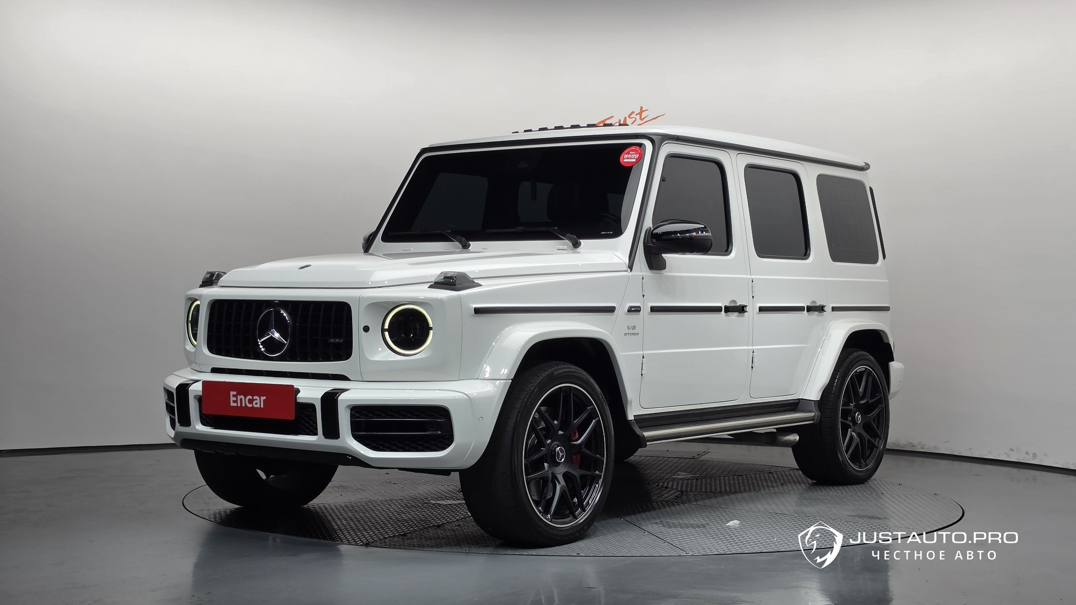 Автомобиль Mercedes-Benz G-Class