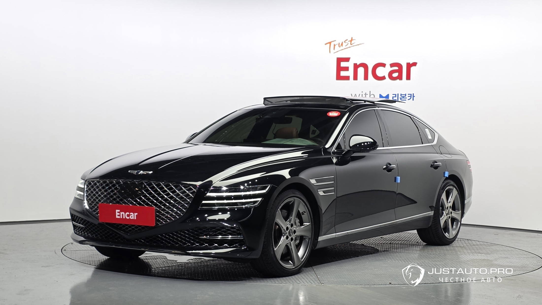 Автомобиль Genesis G80