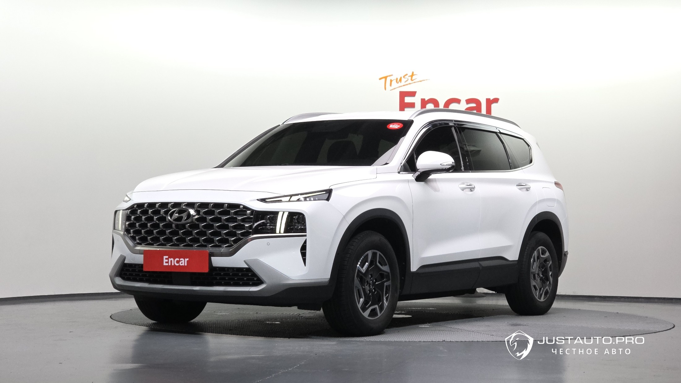 Автомобиль Hyundai Santafe