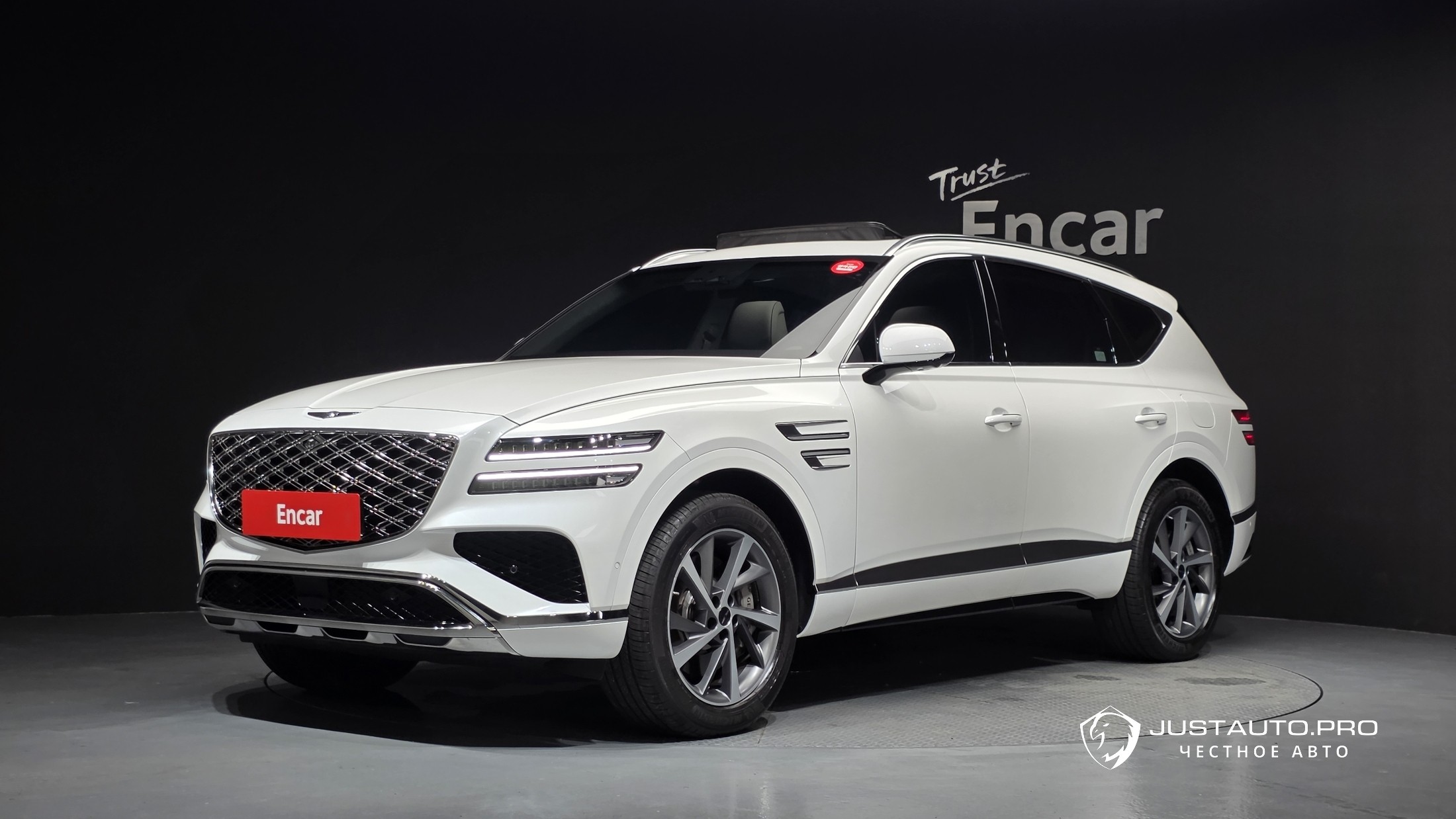 Автомобиль Genesis GV80