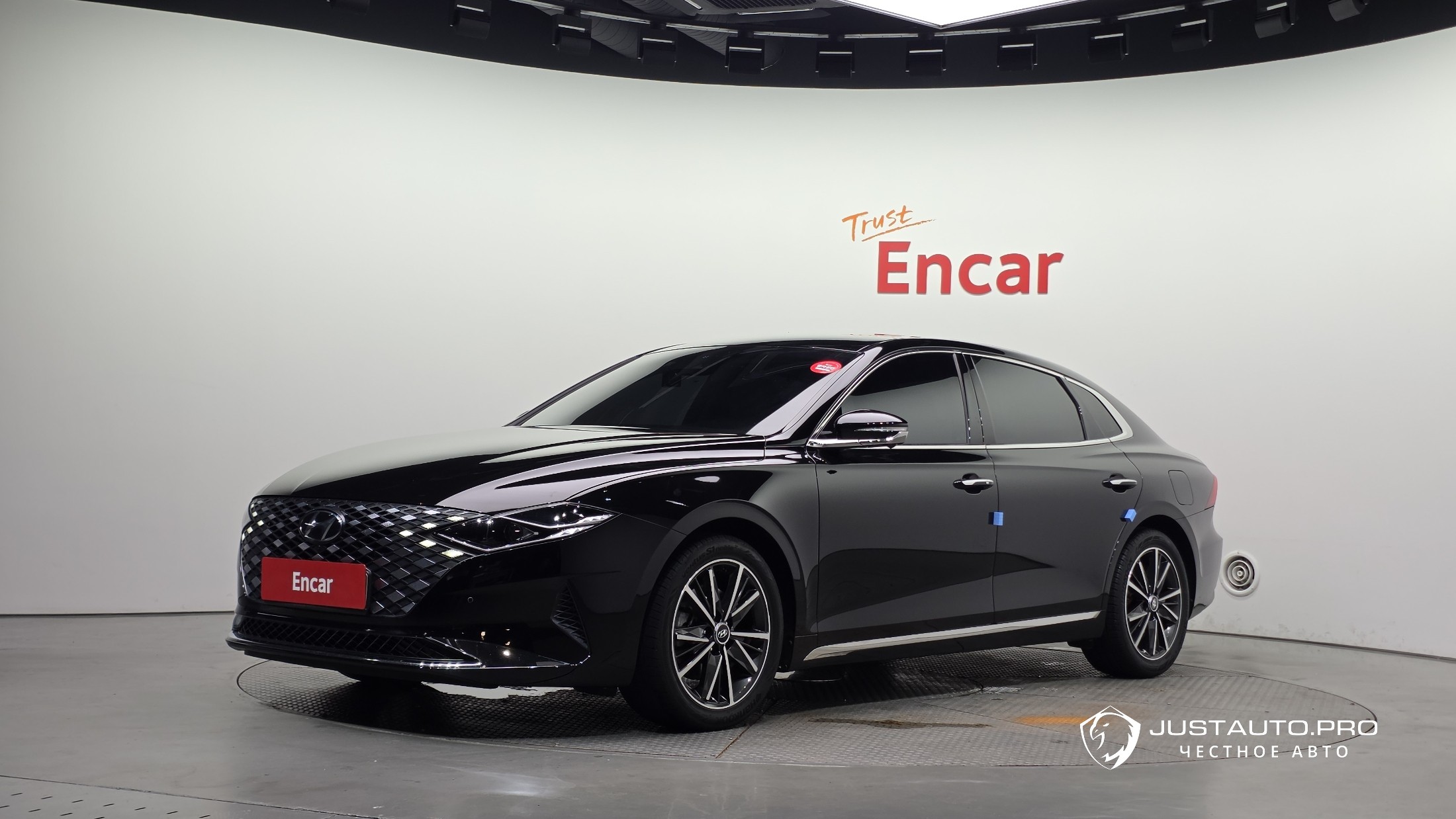 Автомобиль Hyundai Grandeur