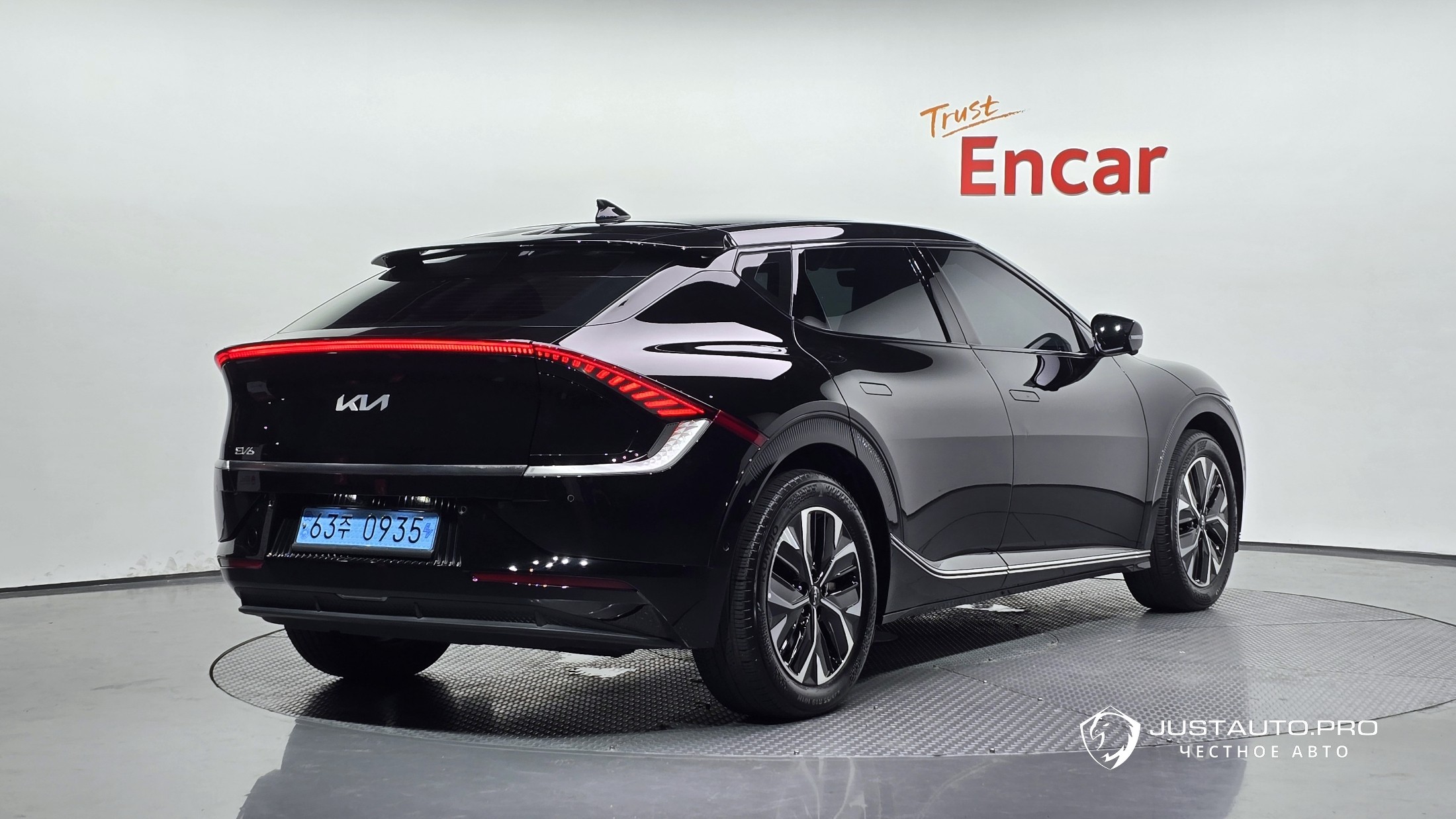 Автомобиль Kia EV6