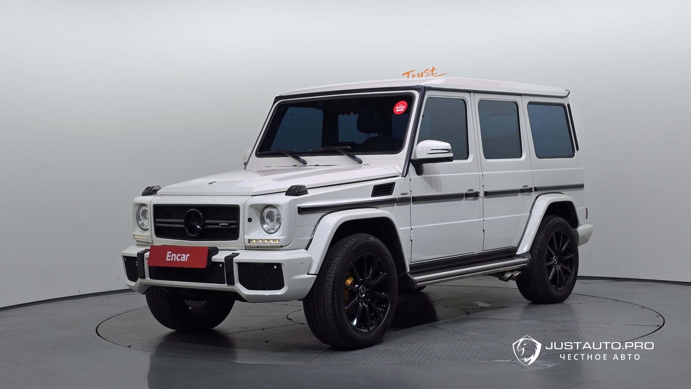 Автомобиль Mercedes-Benz G-Class