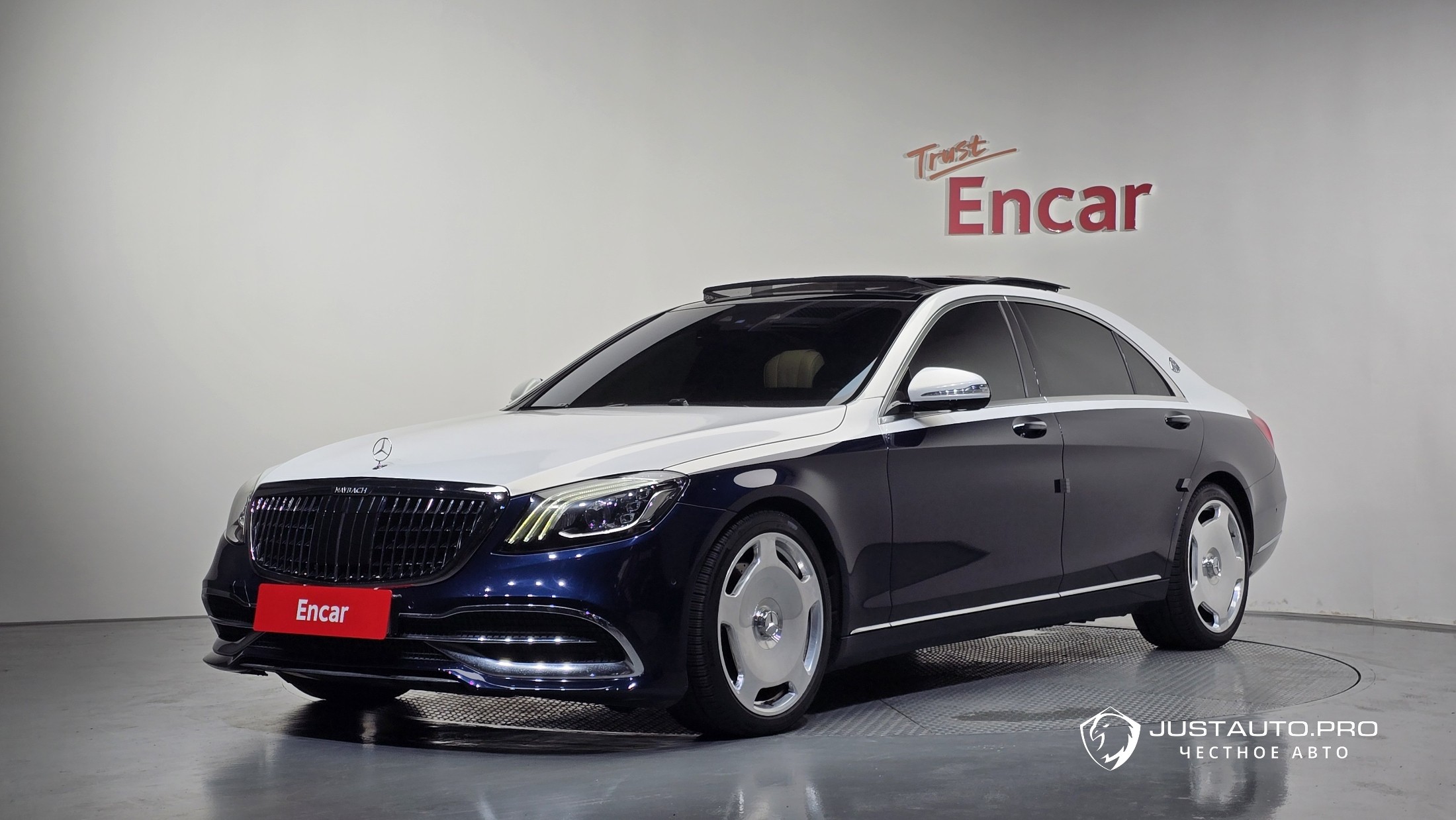 Автомобиль Mercedes-Benz S-Class