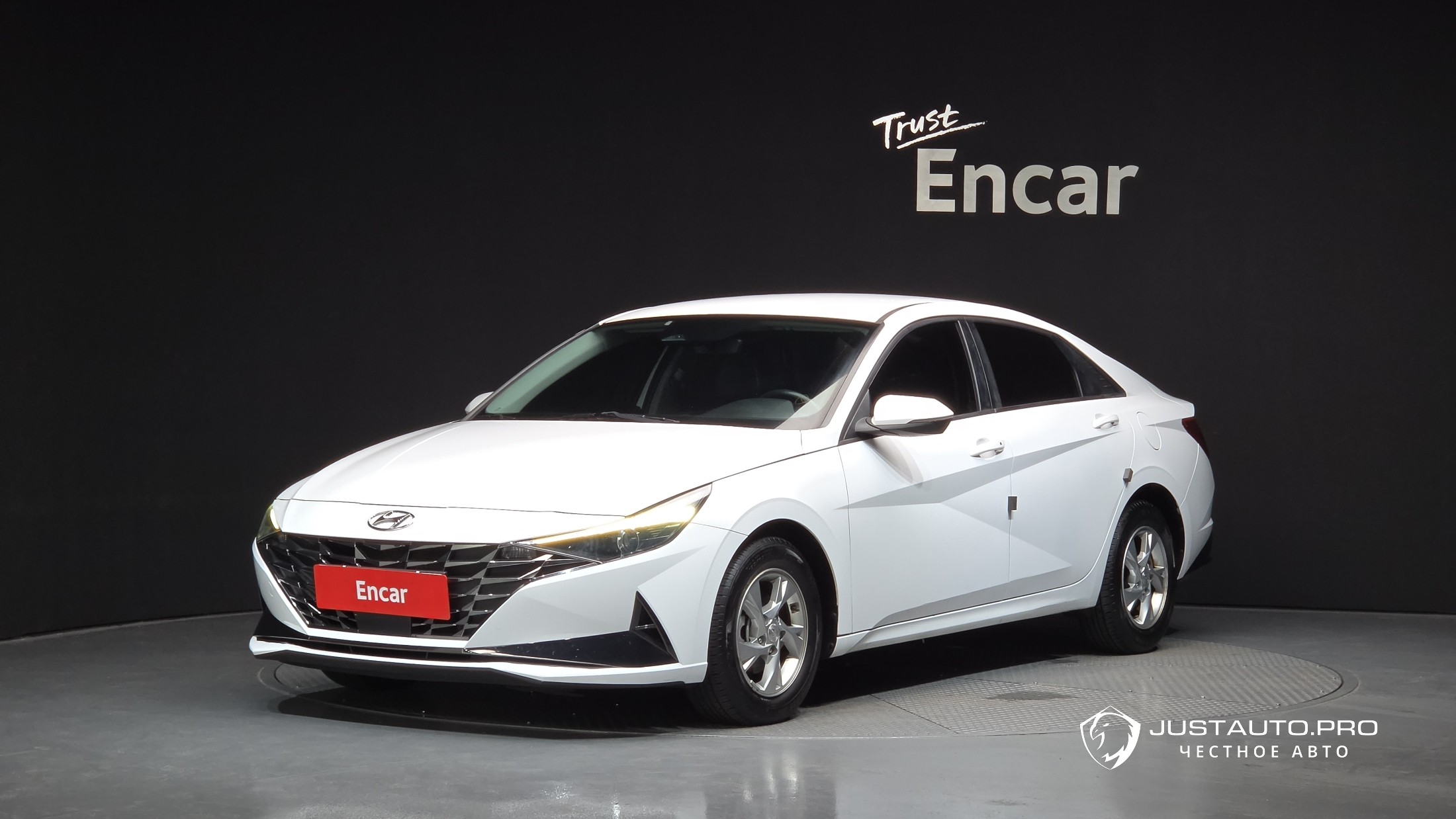Автомобиль Hyundai AVANTE