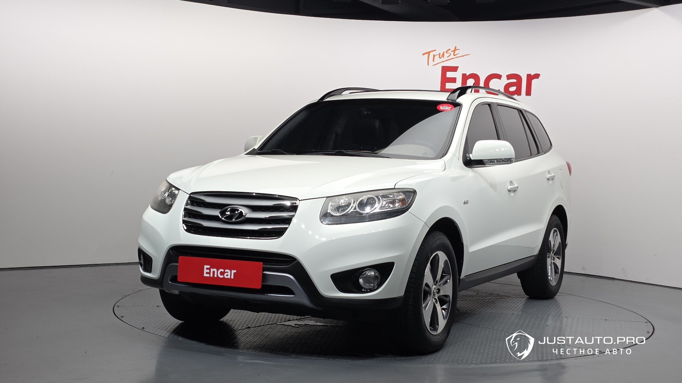 Автомобиль Hyundai Santafe