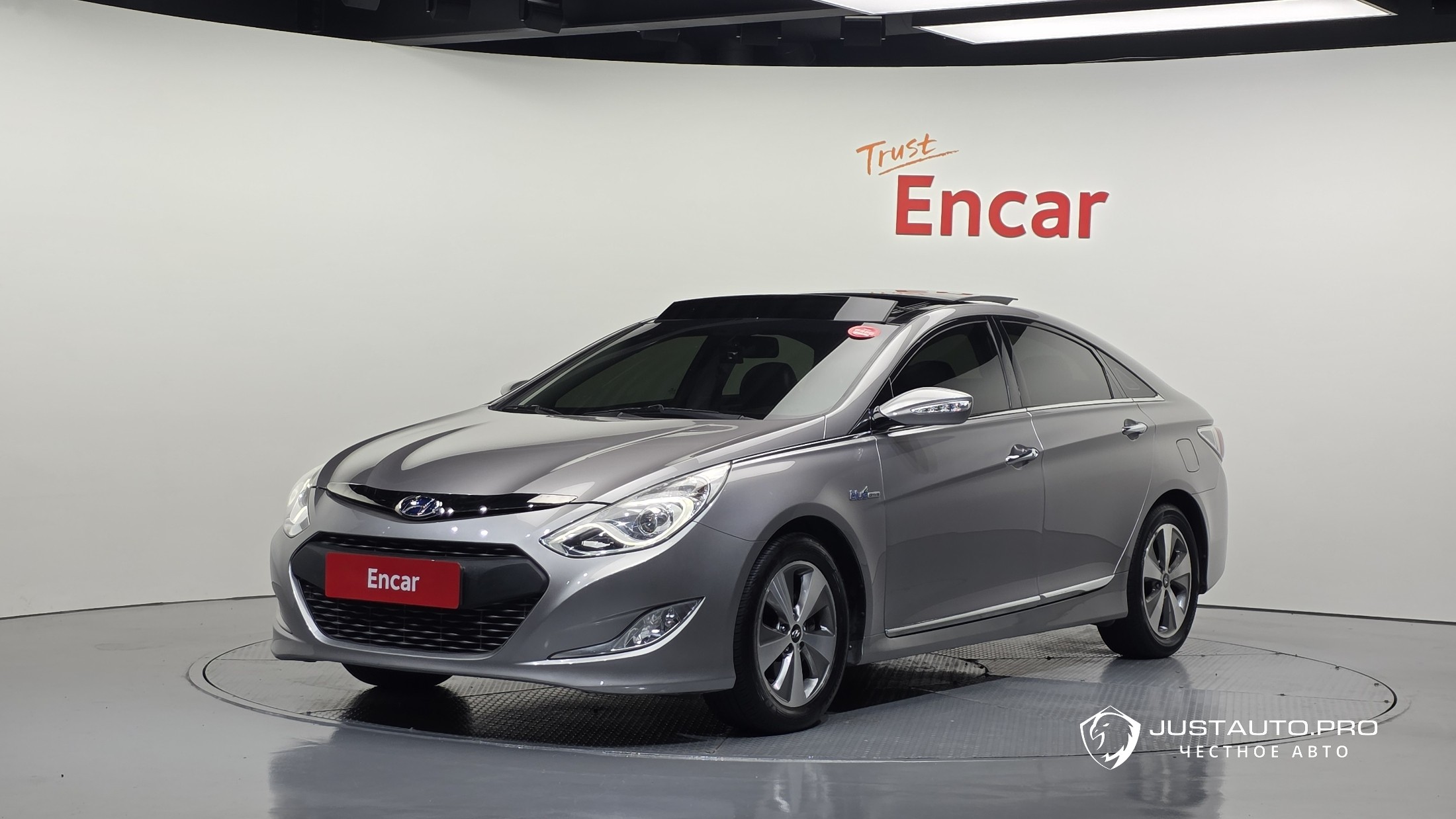 Автомобиль Hyundai Sonata