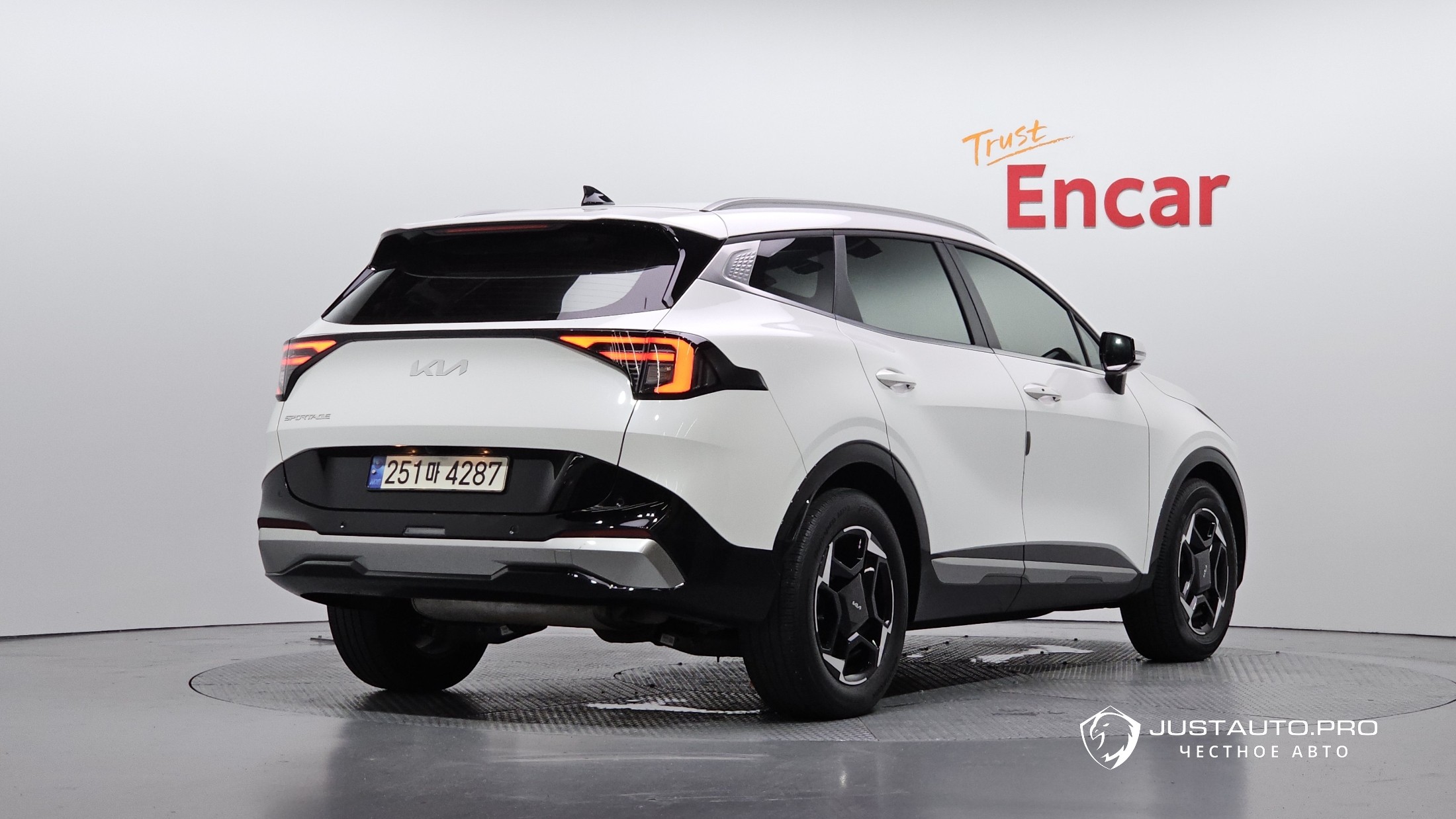 Автомобиль Kia Sportage
