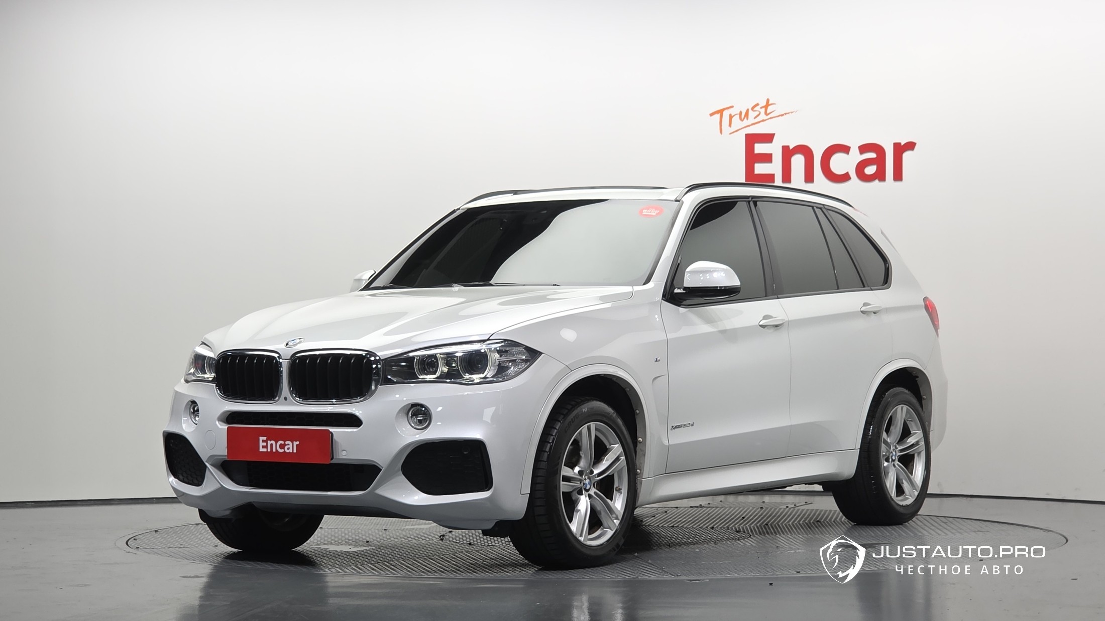 Автомобиль BMW X5