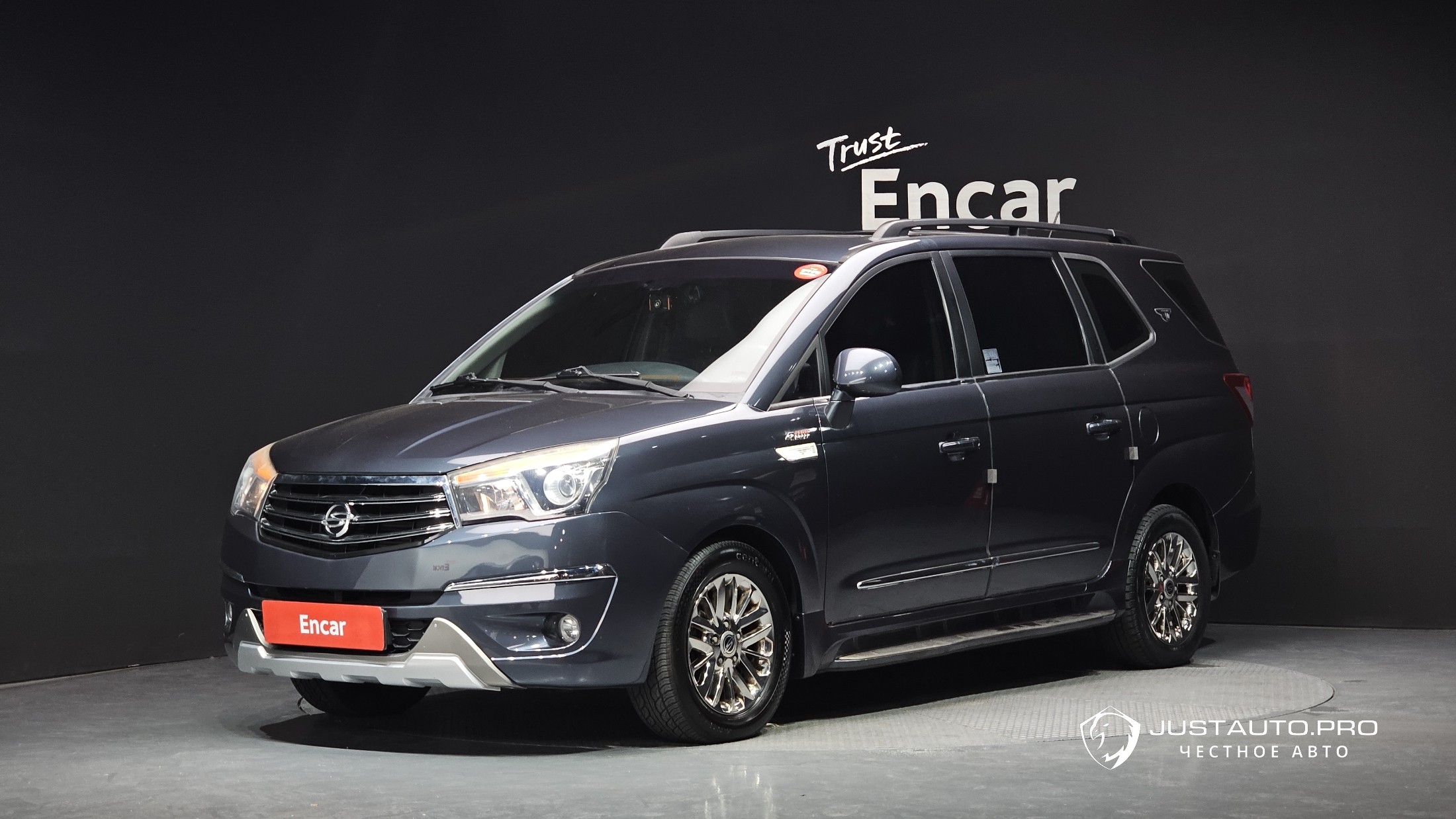 Автомобиль KG_Mobility_Ssangyong KORANDO