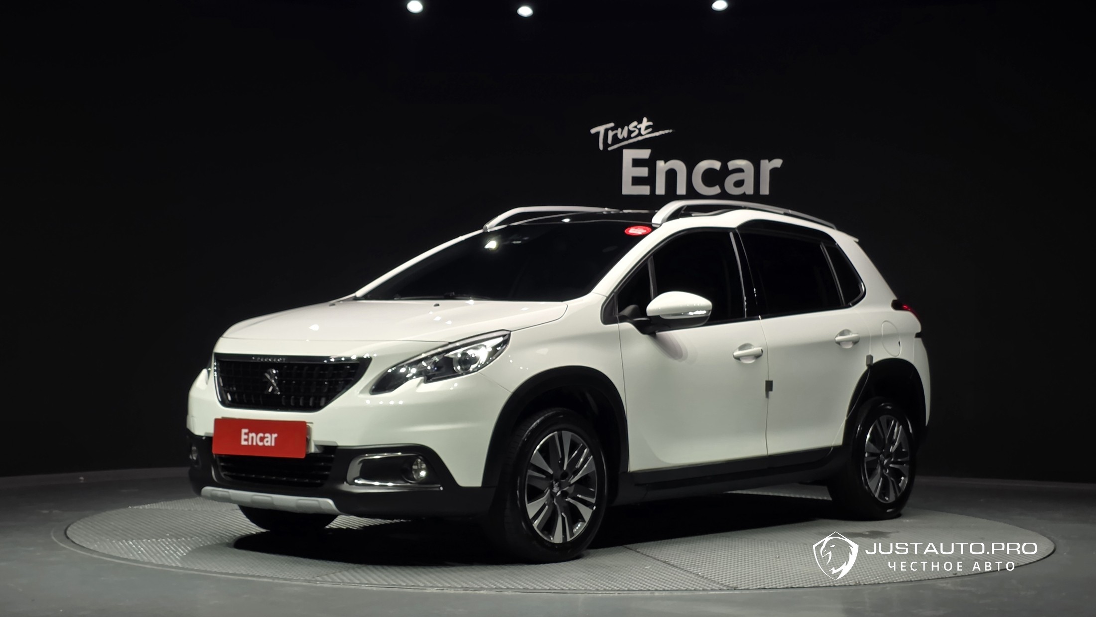 Автомобиль Peugeot 2008