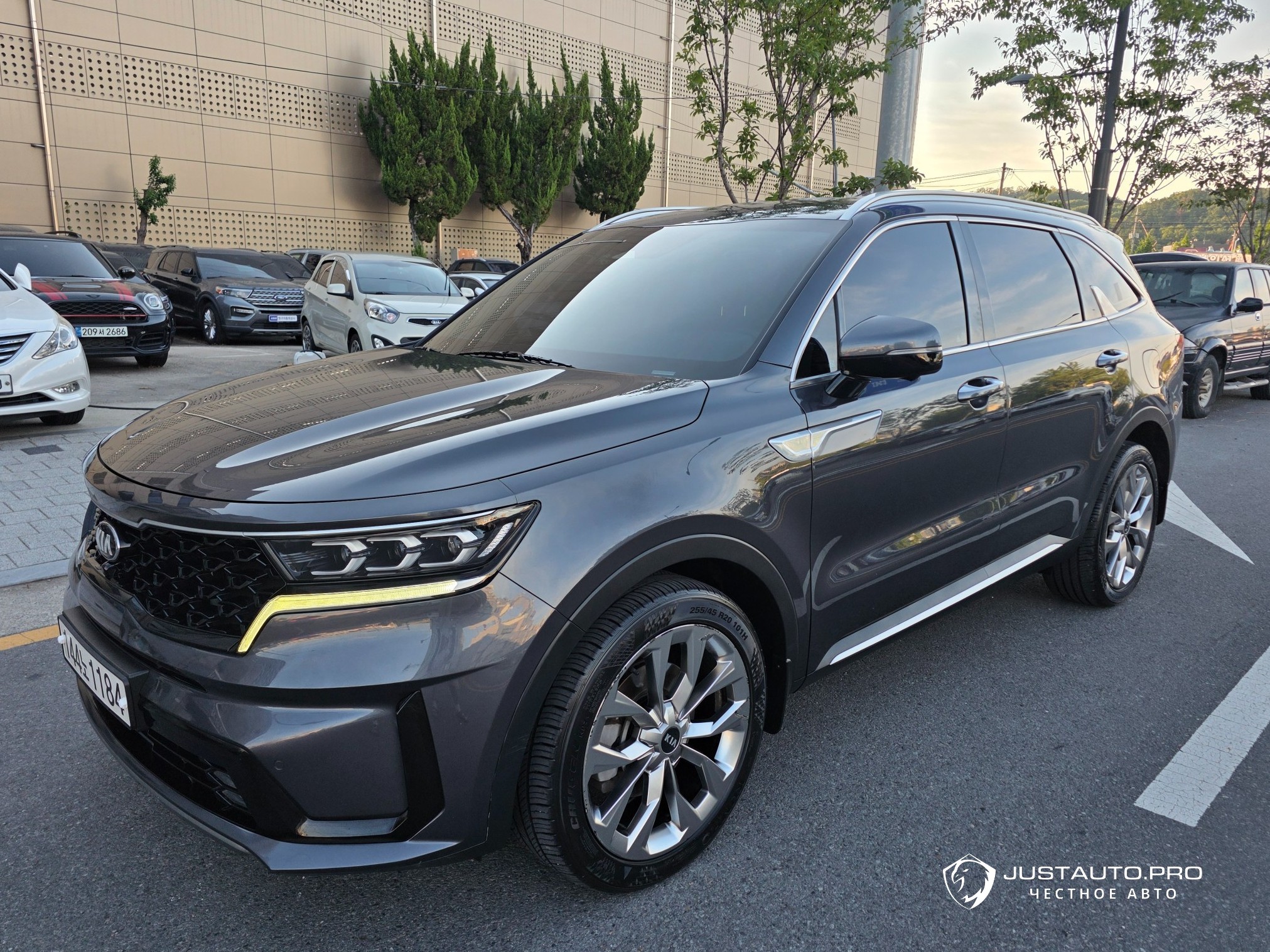 Автомобиль Kia Sorento