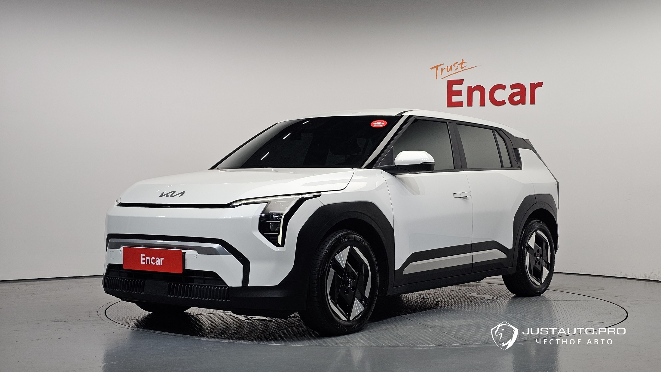 Автомобиль Kia EV3