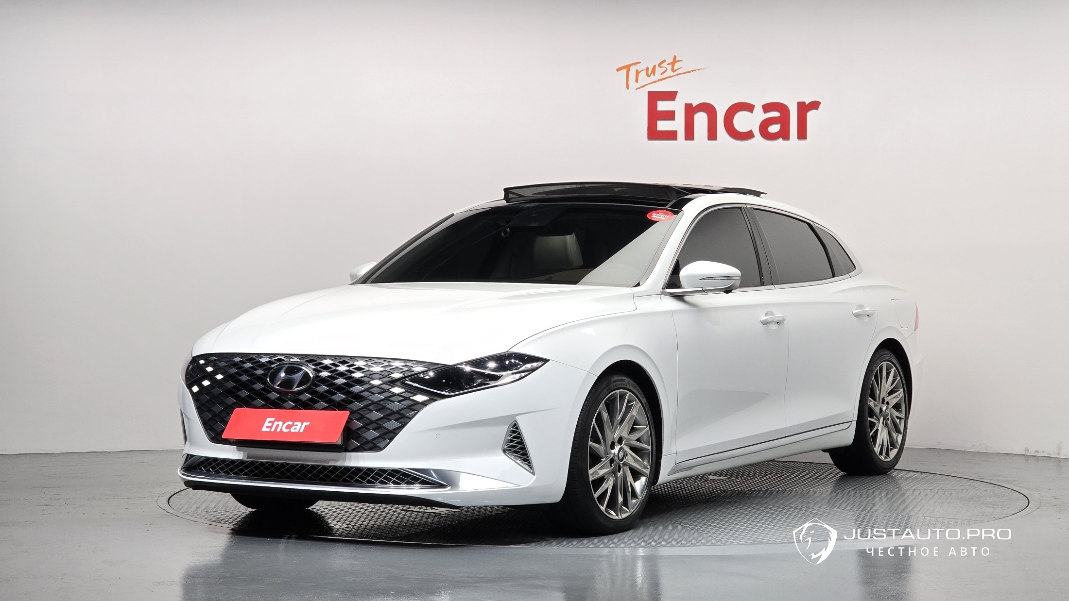 Автомобиль Hyundai Grandeur
