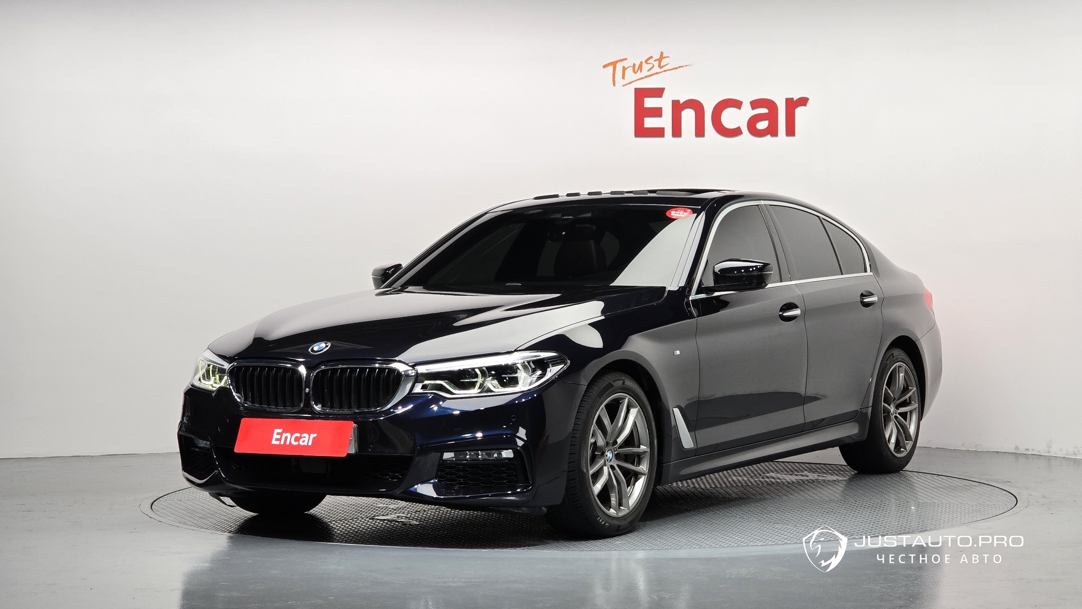 Автомобиль BMW 5-Series