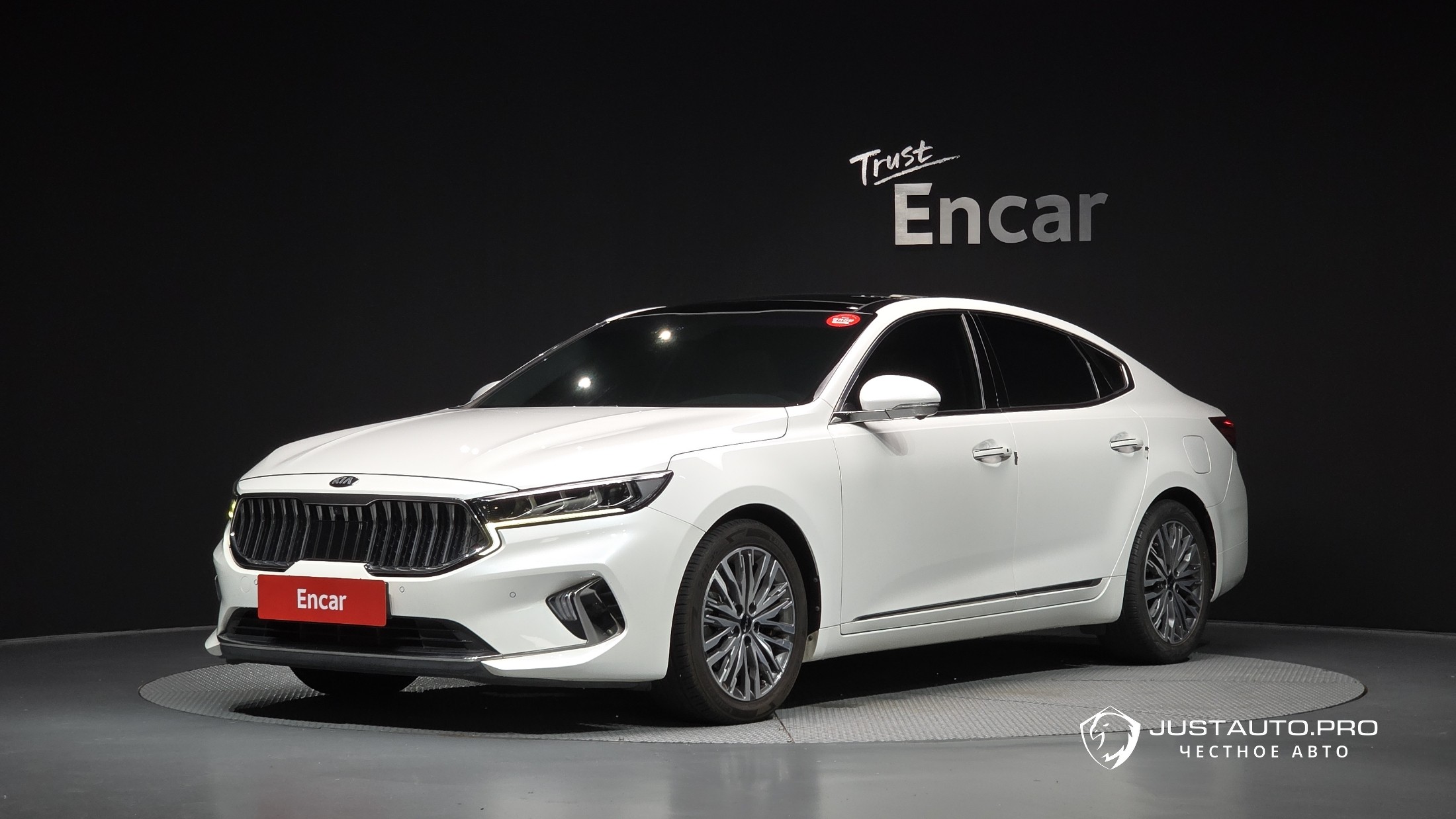 Автомобиль Kia K7