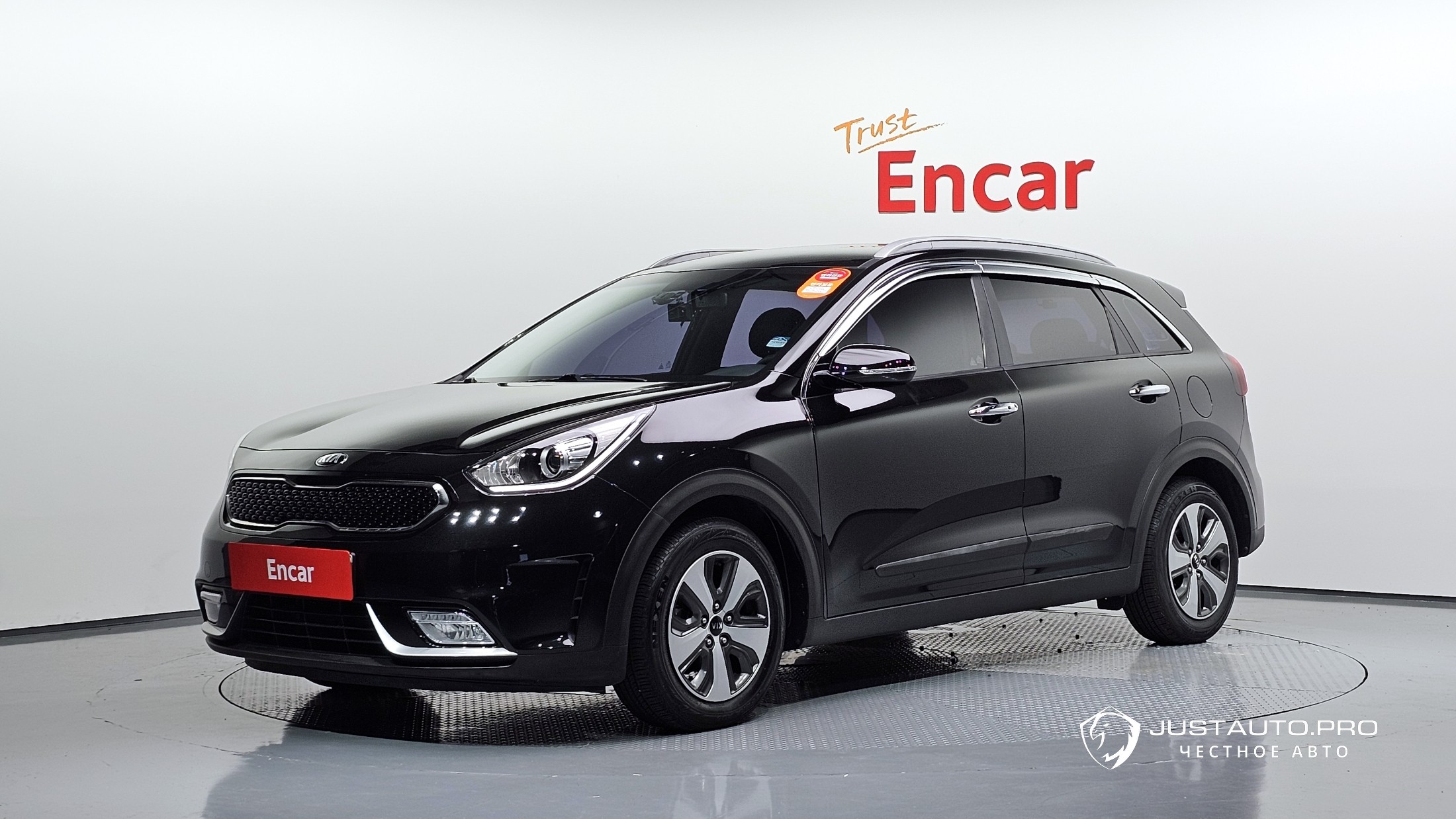 Автомобиль Kia Niro