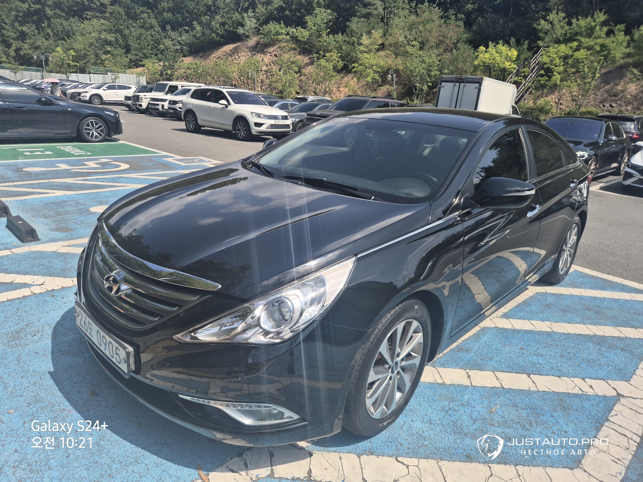 Автомобиль Hyundai Sonata