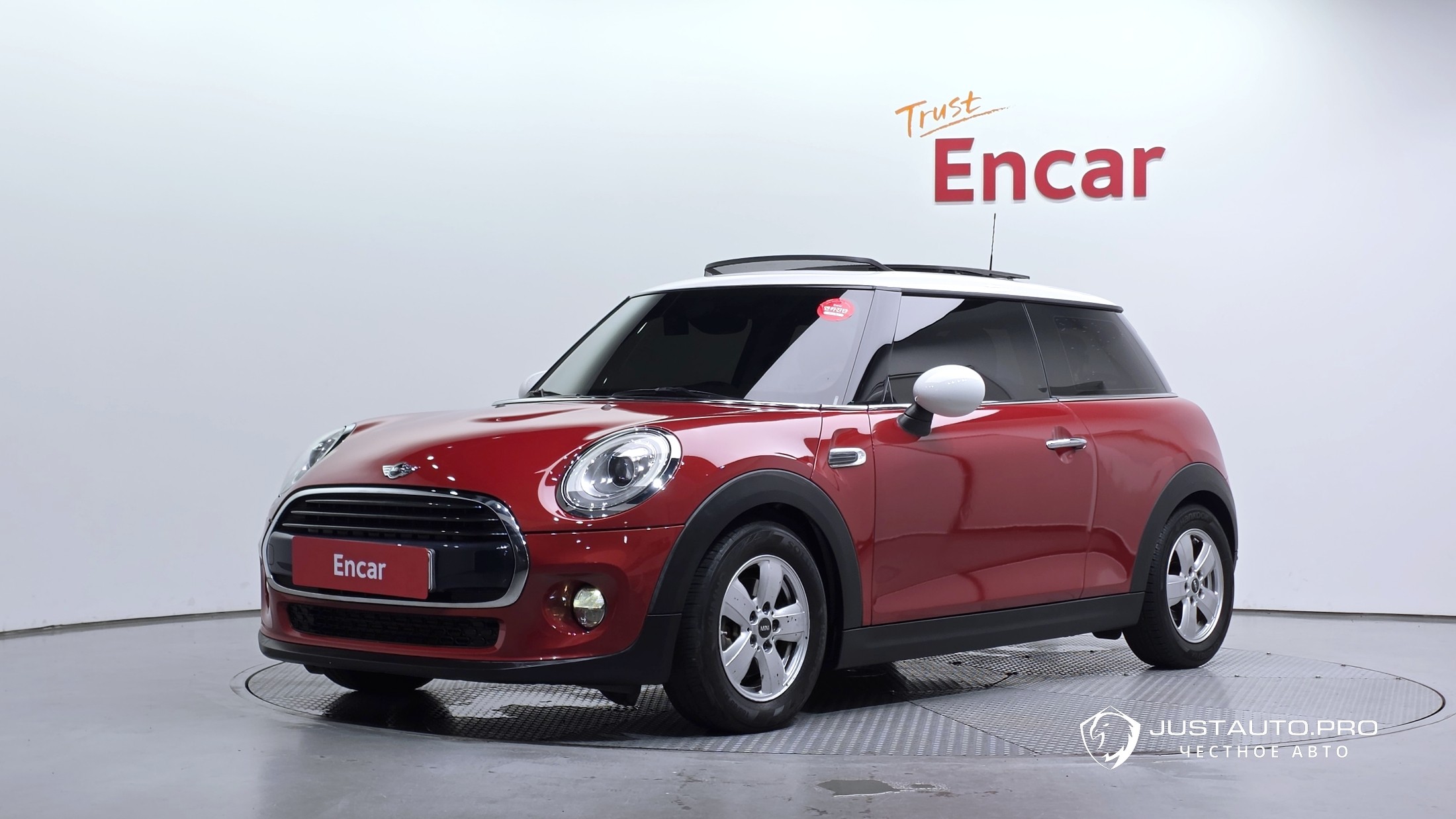 Автомобиль Mini Cooper