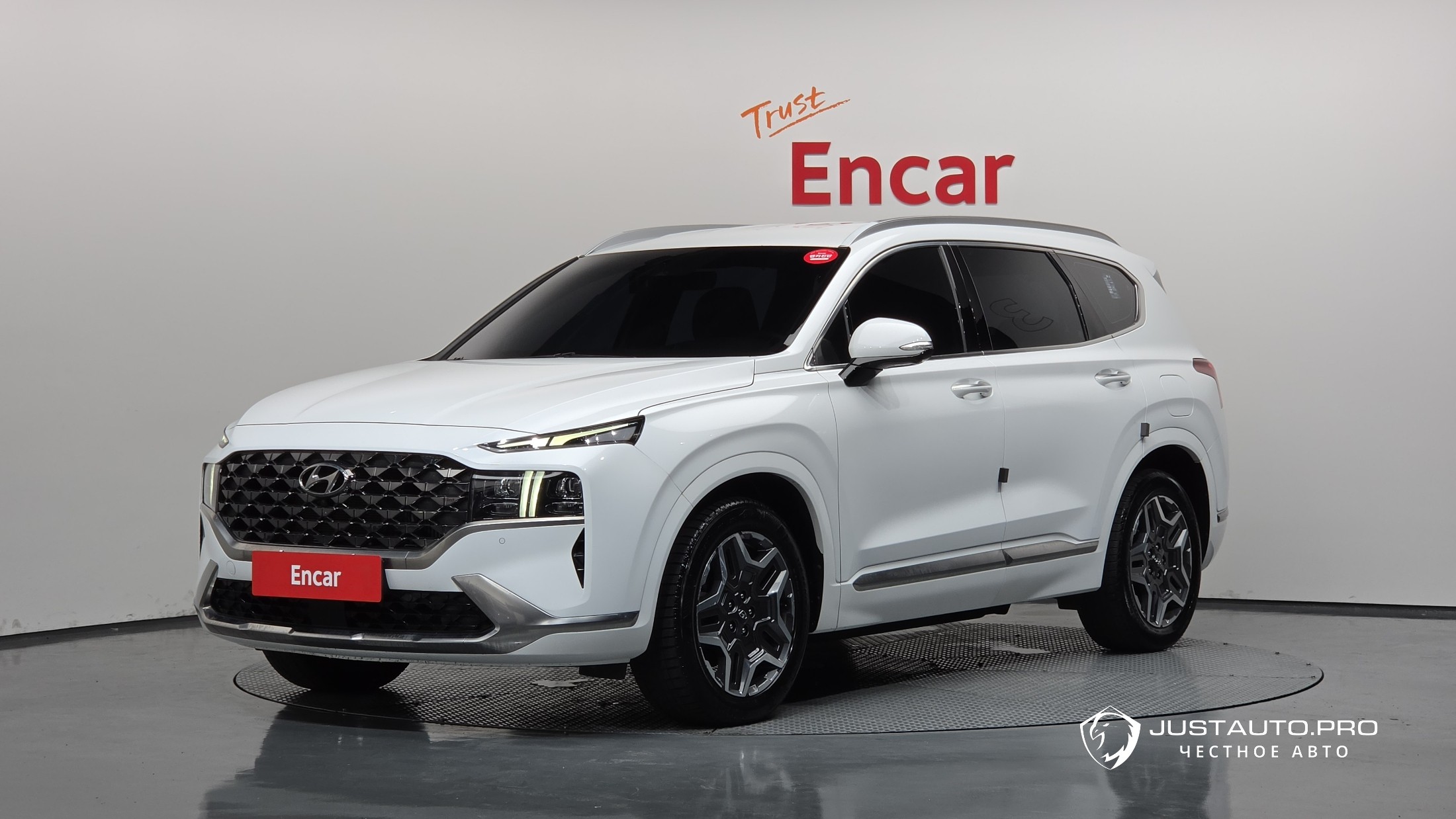 Автомобиль Hyundai Santafe