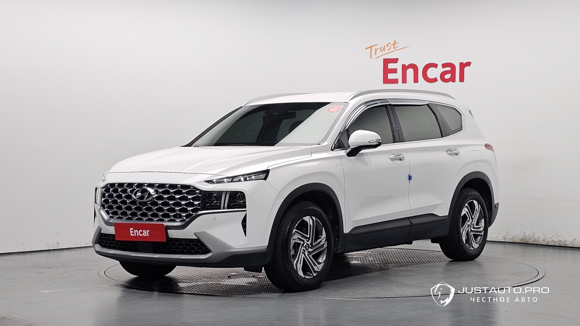 Автомобиль Hyundai Santafe