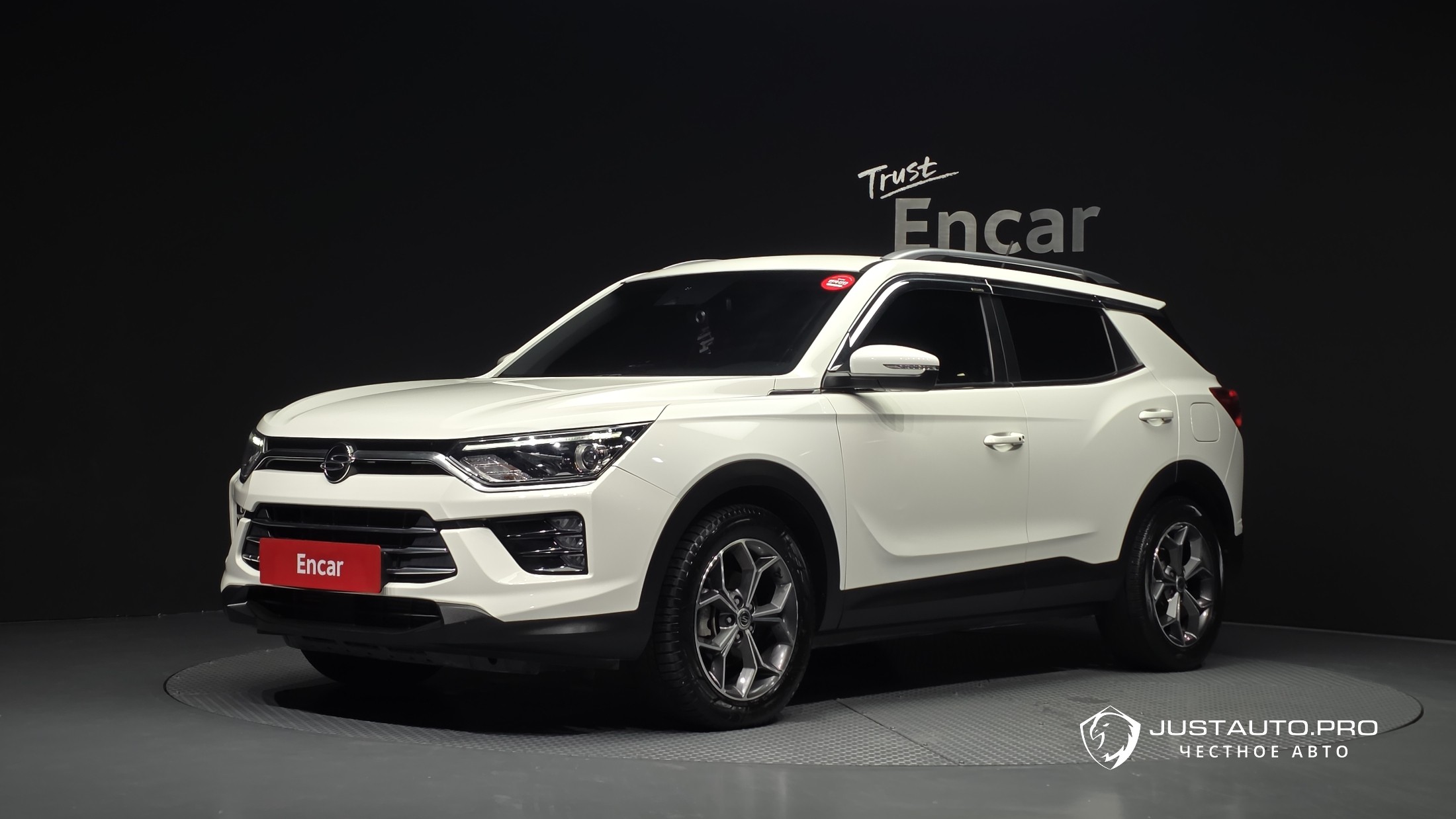 Автомобиль KG_Mobility_Ssangyong KORANDO