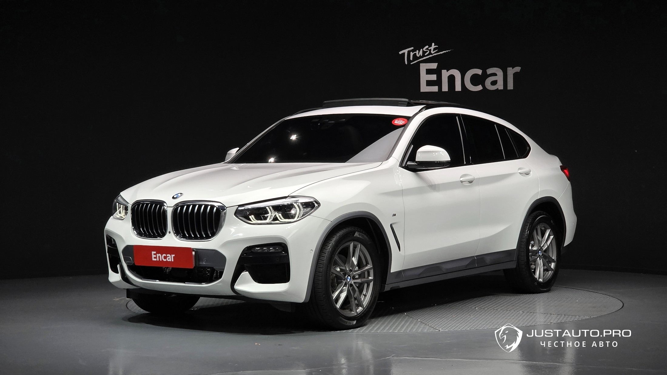 Автомобиль BMW X4