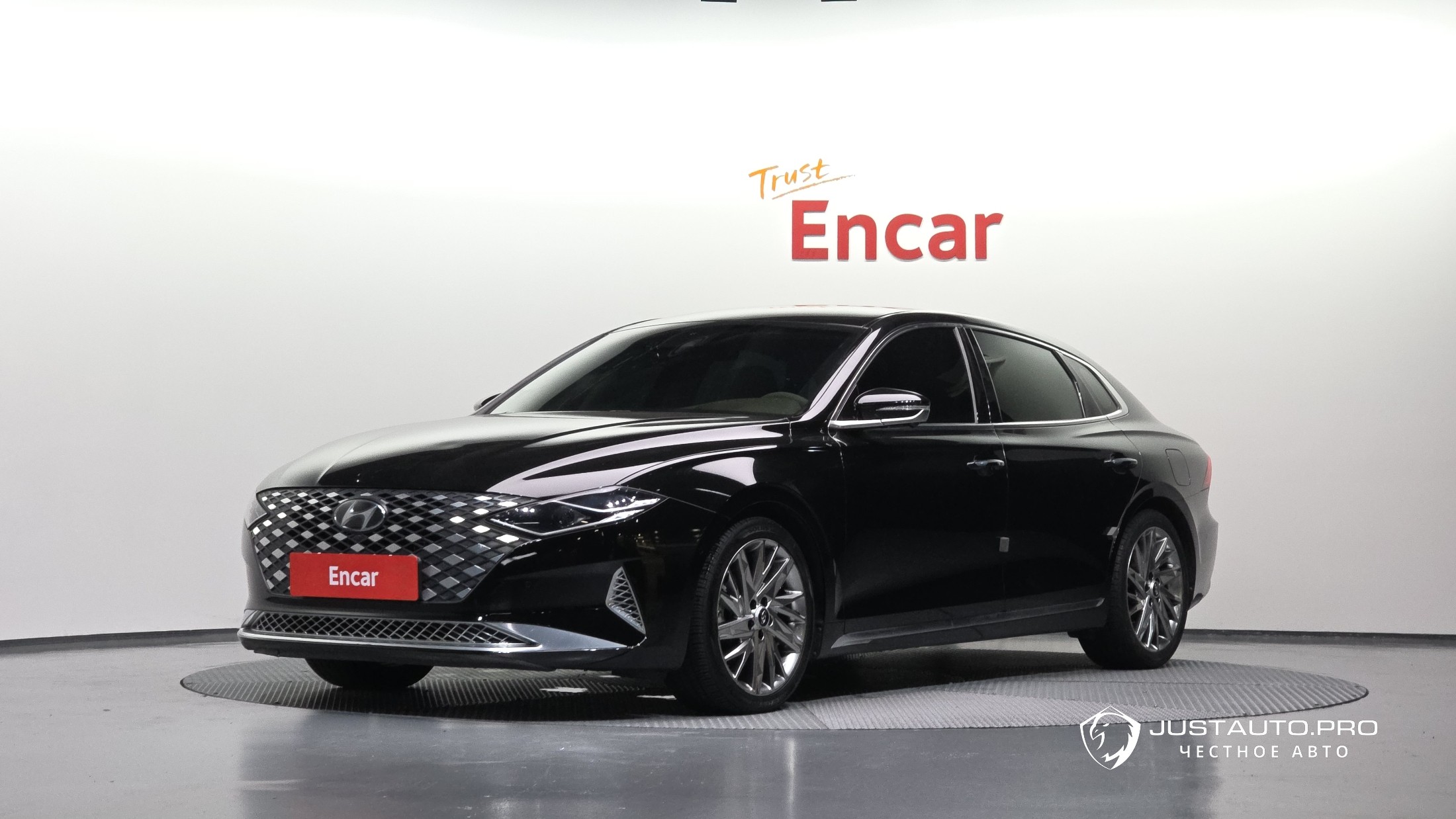 Автомобиль Hyundai Grandeur