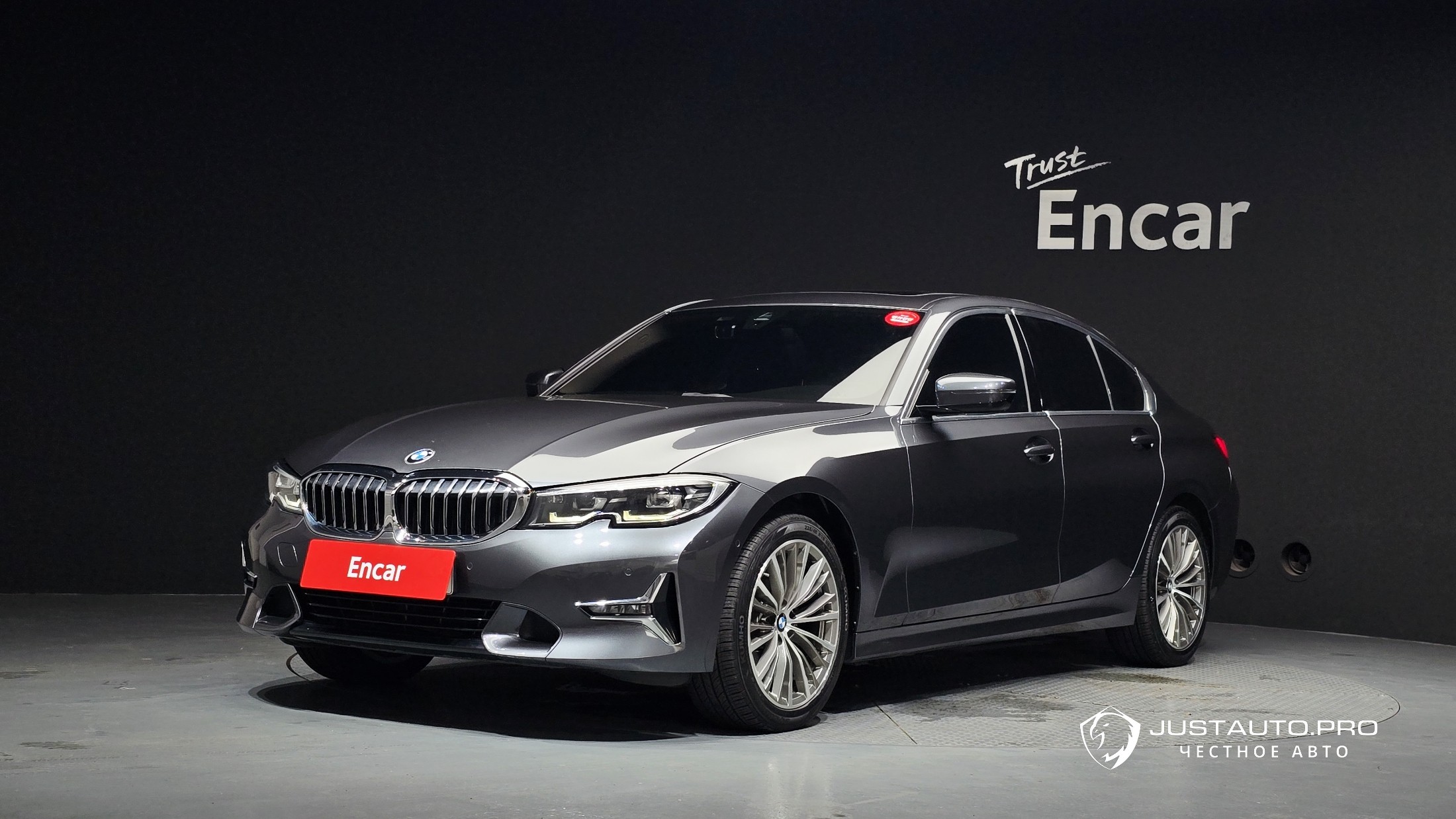 Автомобиль BMW 3-Series