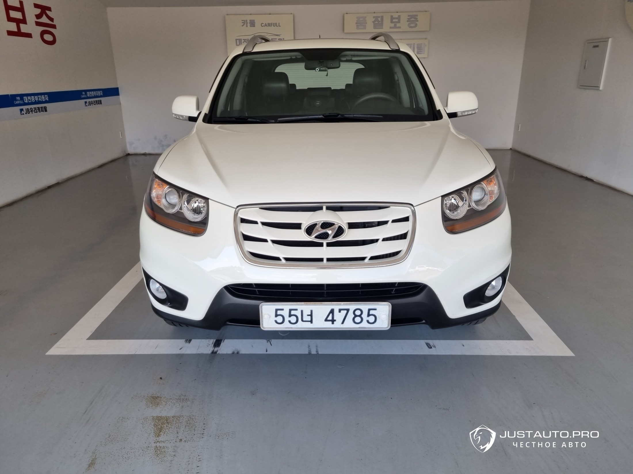 Автомобиль Hyundai Santafe