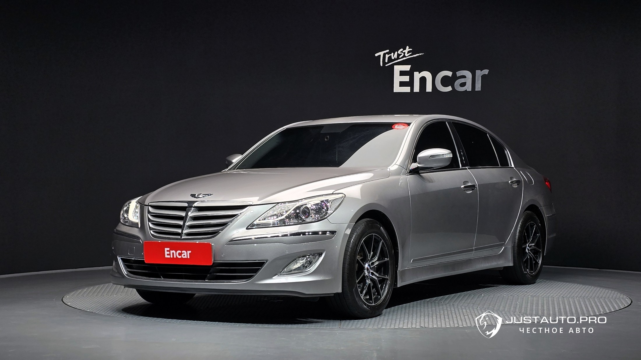 Автомобиль Hyundai Genesis